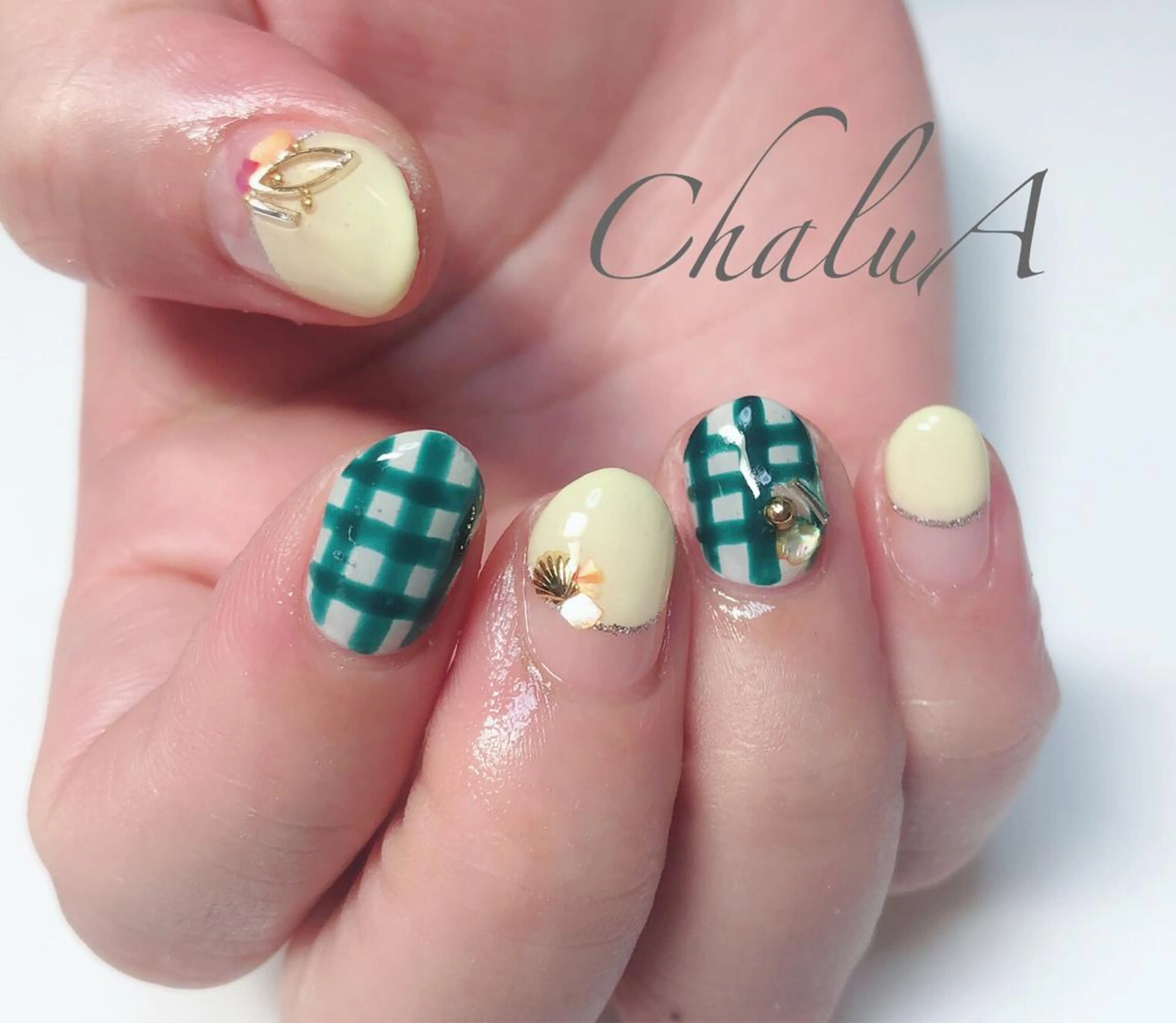 ネイル irooo 21のネイルデザイン