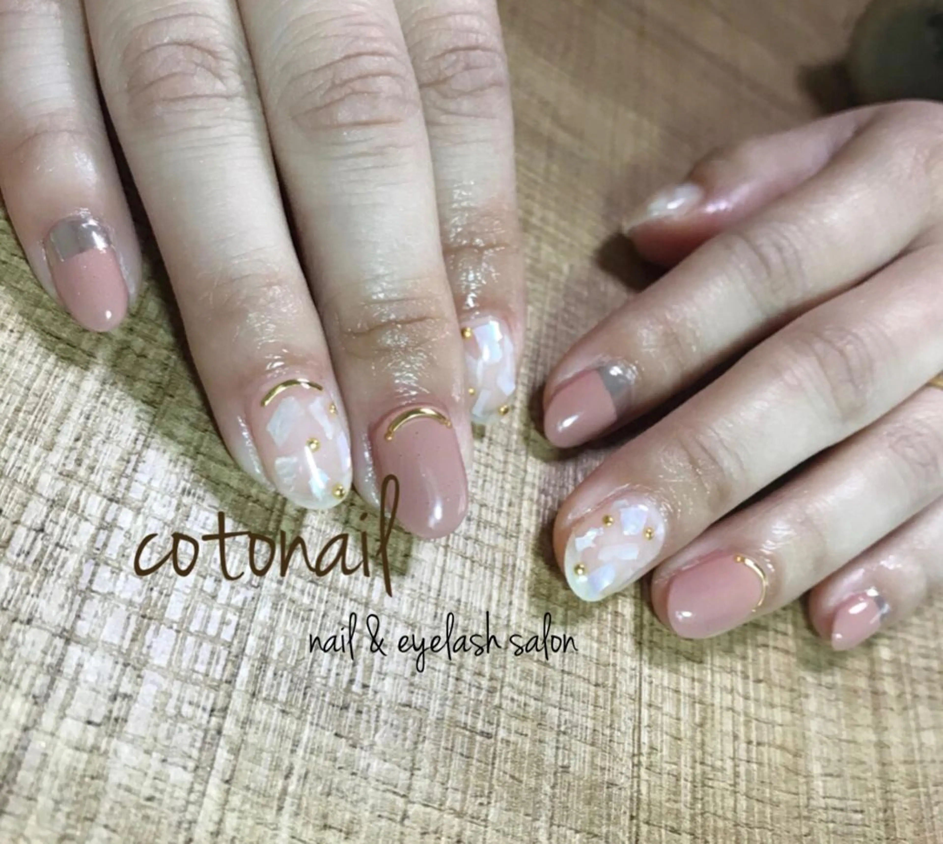 ショート ネイル アートネイル ハンドネイル ツメトマツゲ .のネイルデザイン