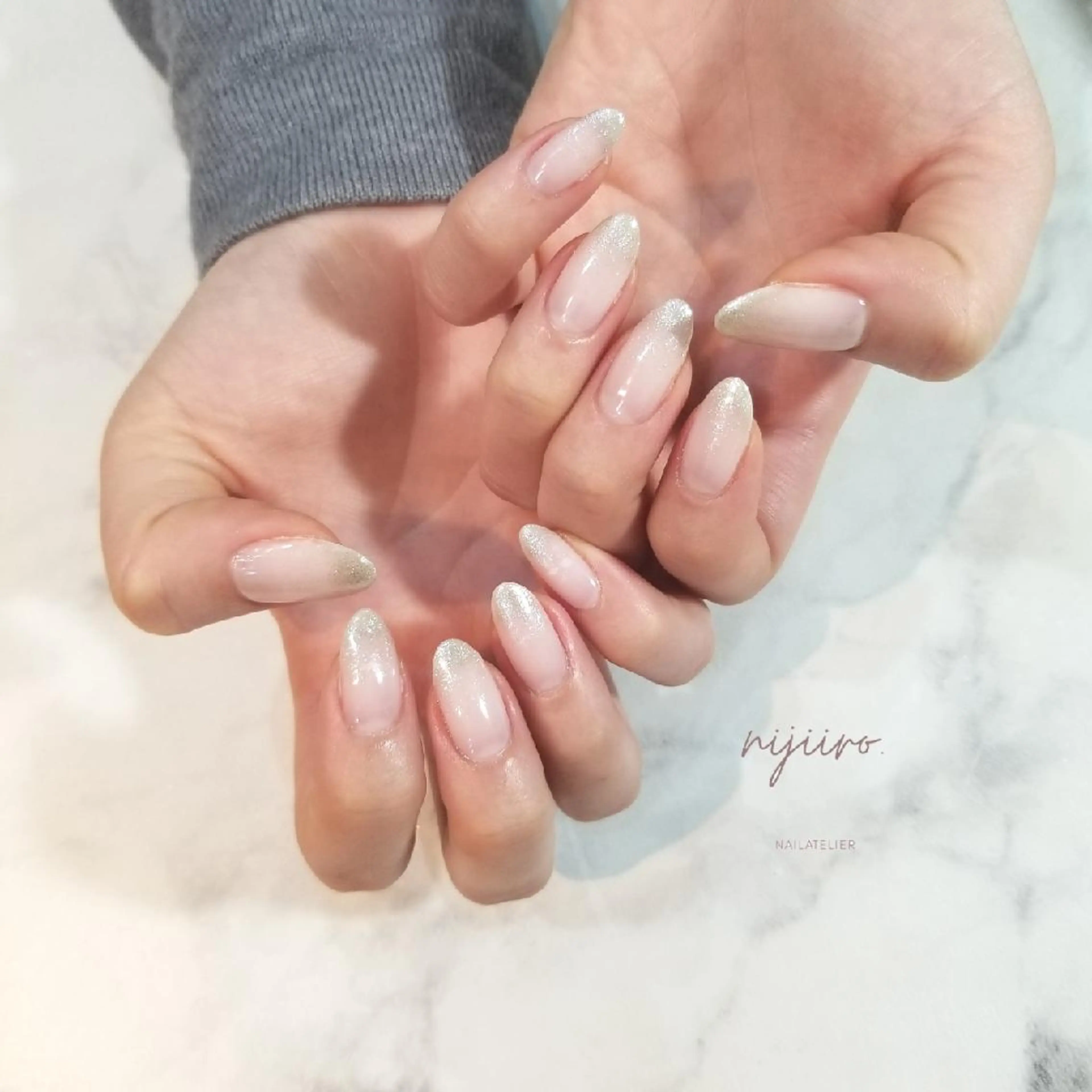 ネイル グラデーション ハンドネイル nailatelier nijiiro.所属・nijiiro🌈 サトウのネイルデザイン