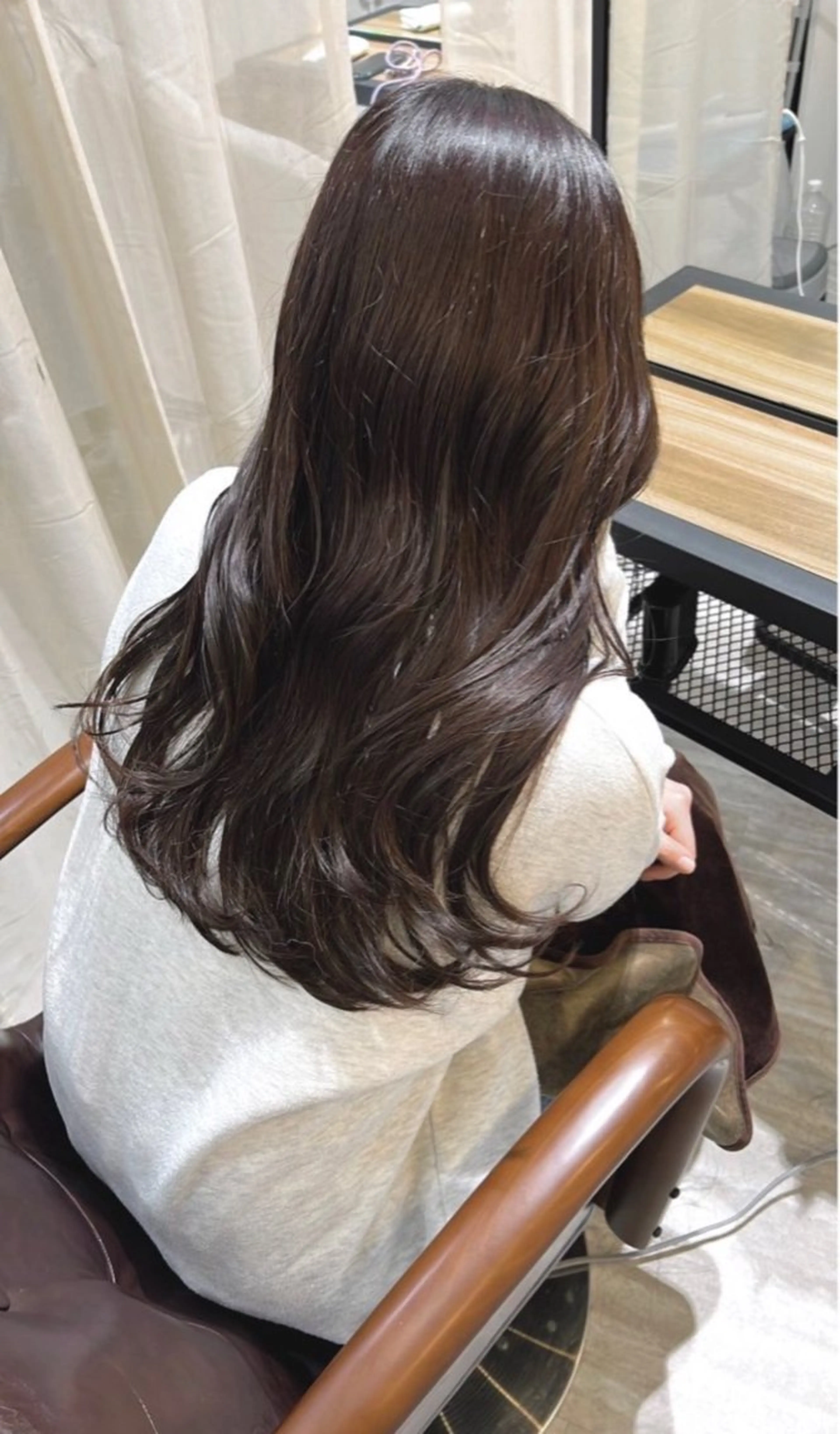 セミロング Rely 美空のヘアスタイル