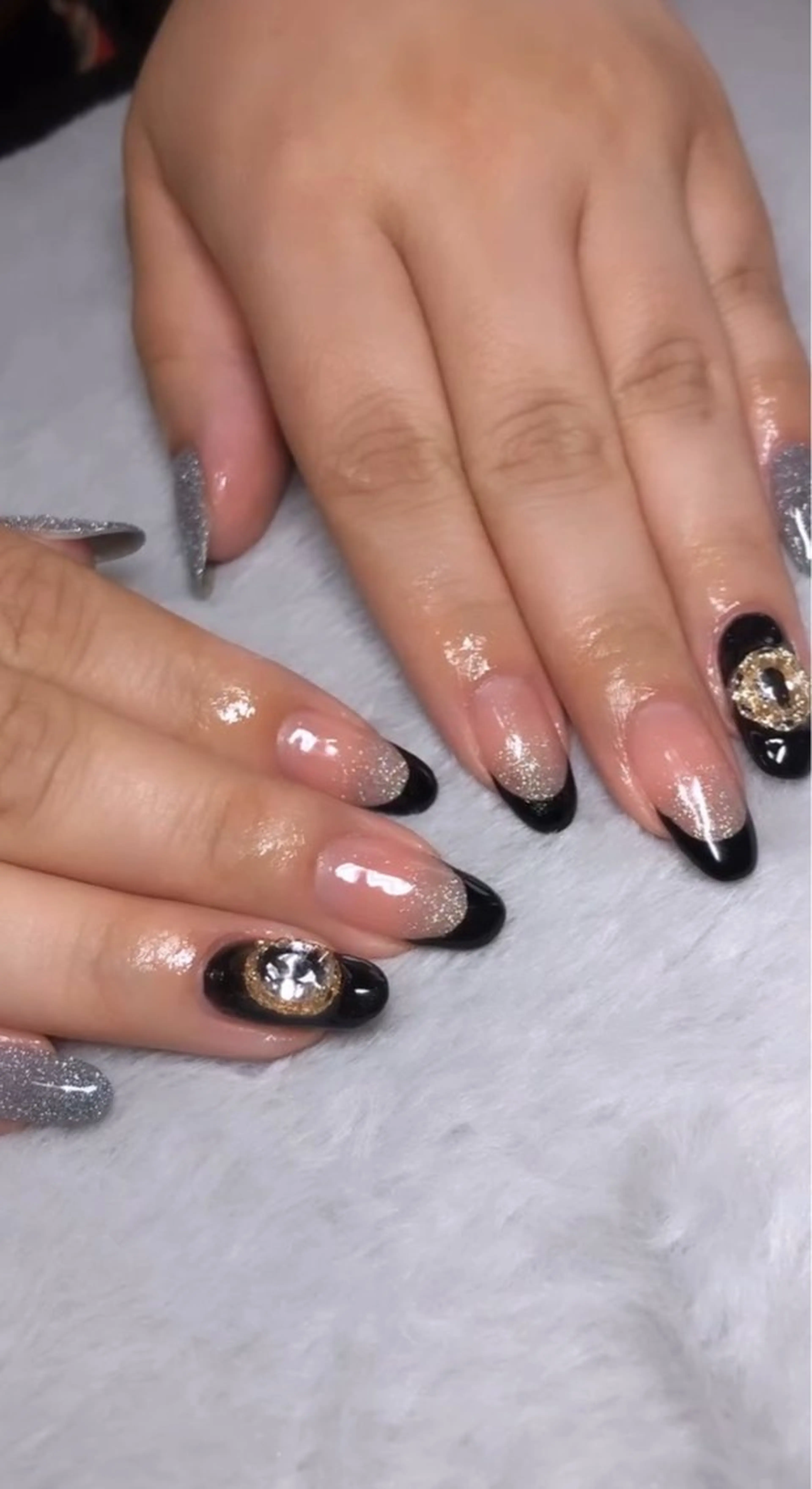 ネイル ハンドネイル 宮本 百合子のネイルデザイン