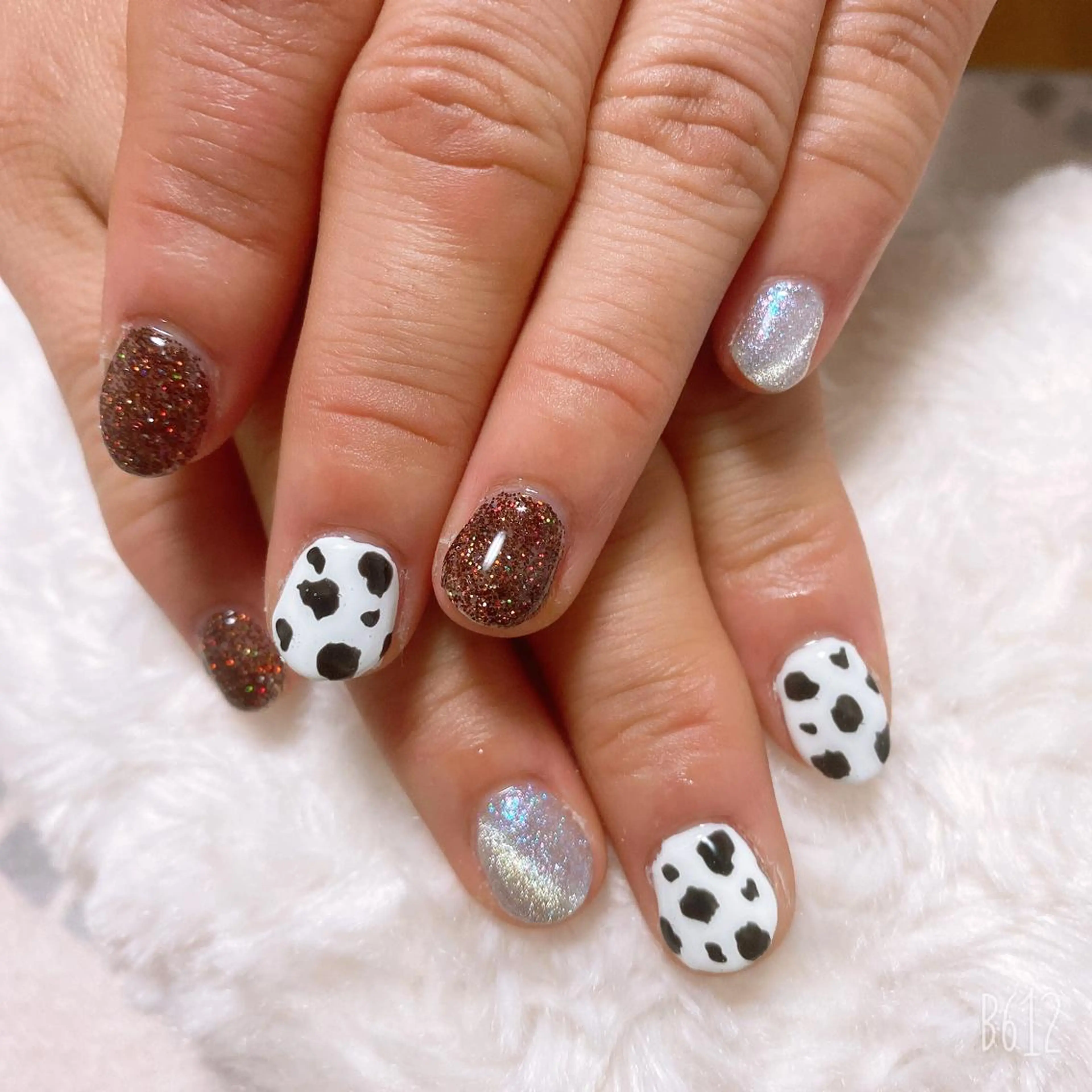 ネイル The Best Beauty受付担当のヘアスタイル