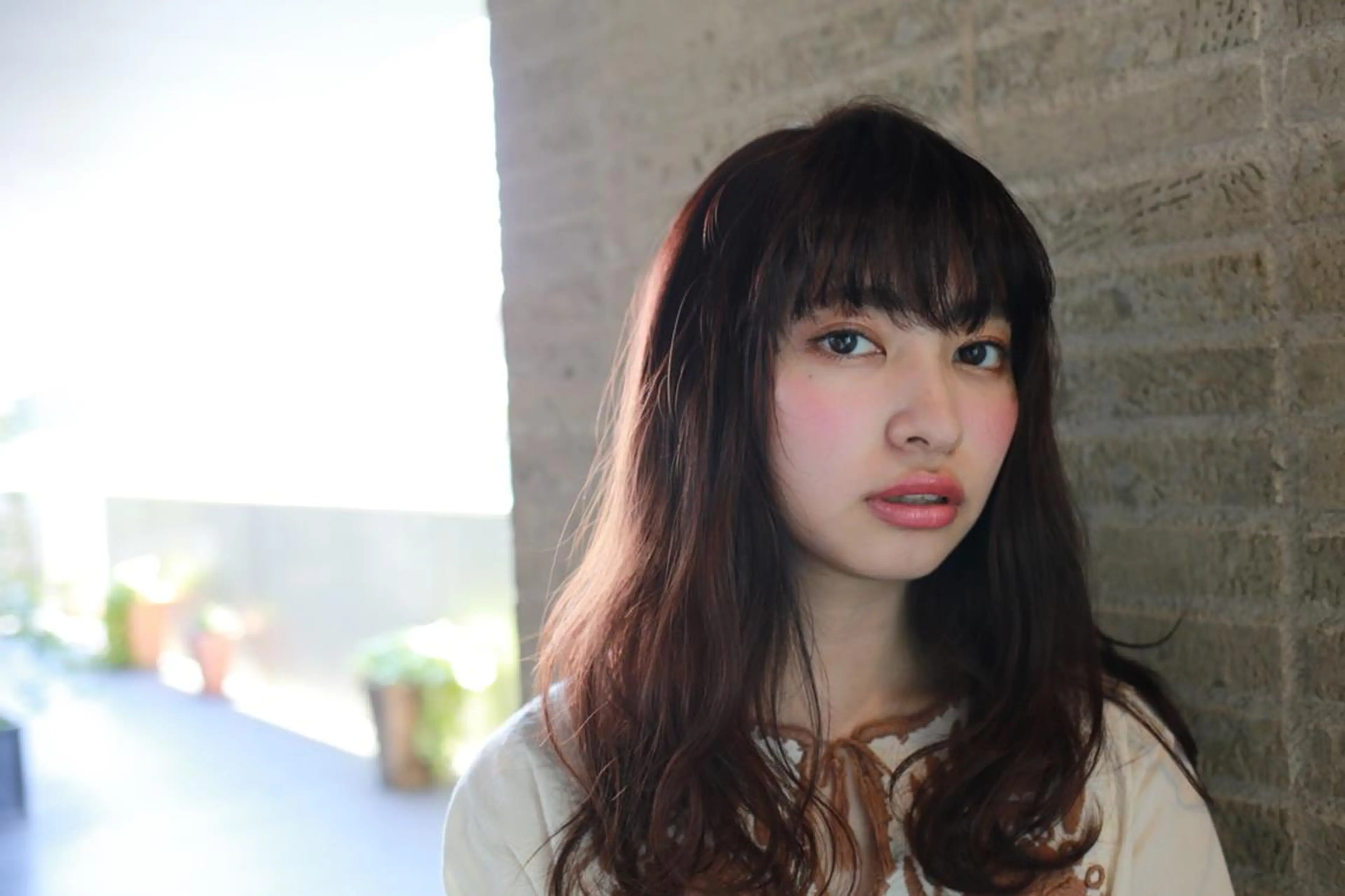 ミディアム 松島 涼花のヘアスタイル