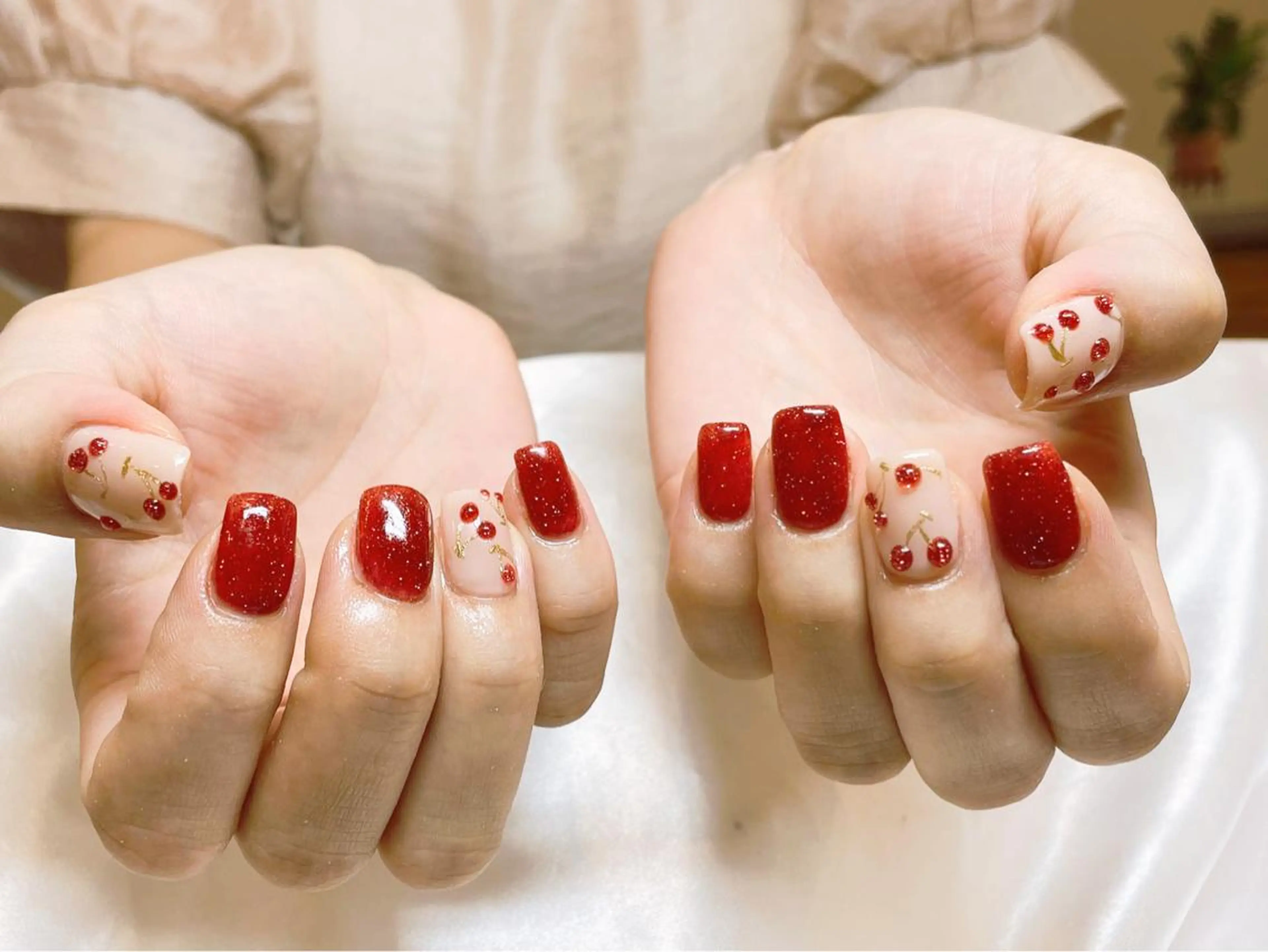 ネイル Ui_Amor (パラジェル)のネイルデザイン