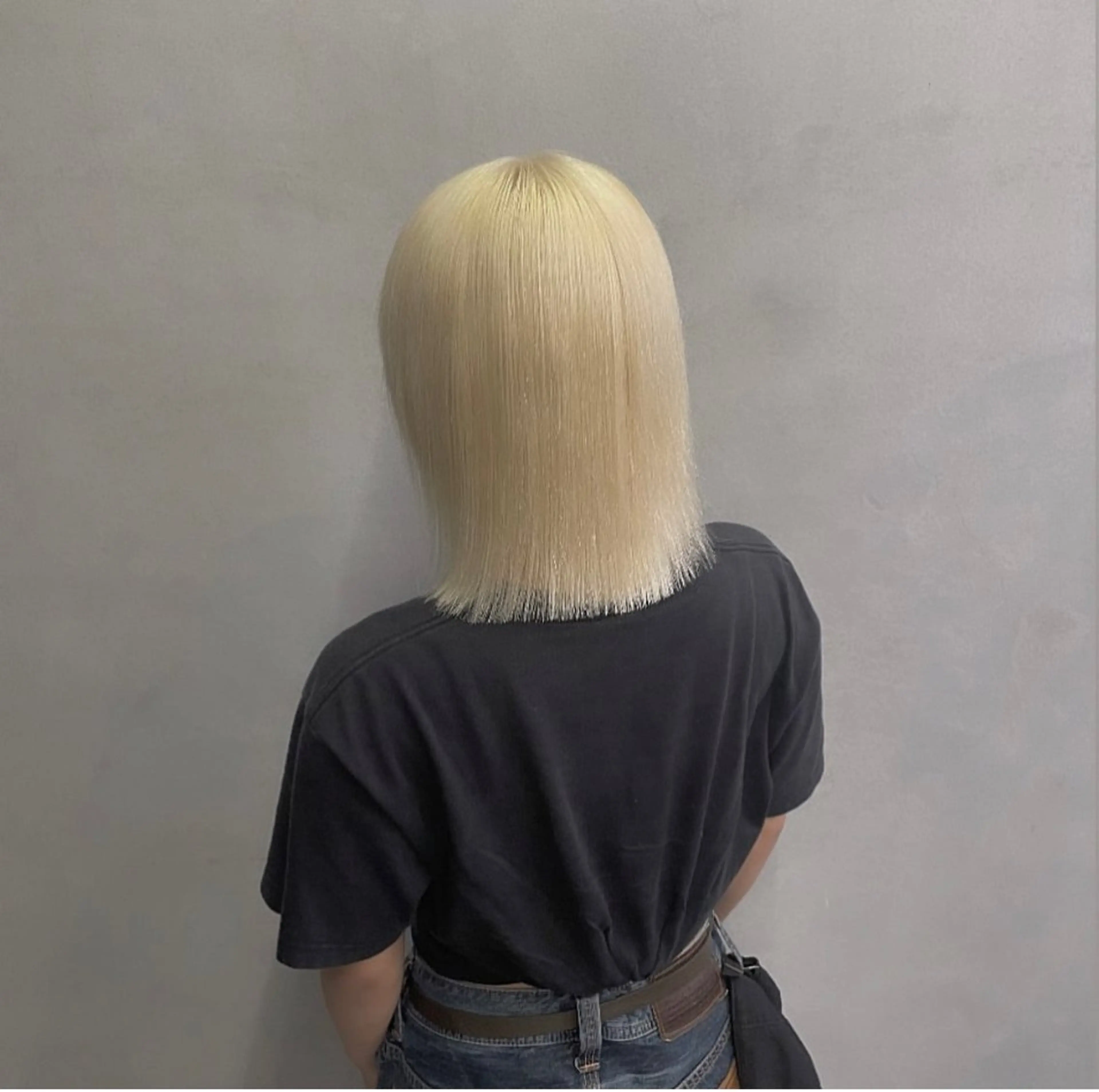 カット＋ブリーチ2回ONカラー＋潤いトリートメントの写真