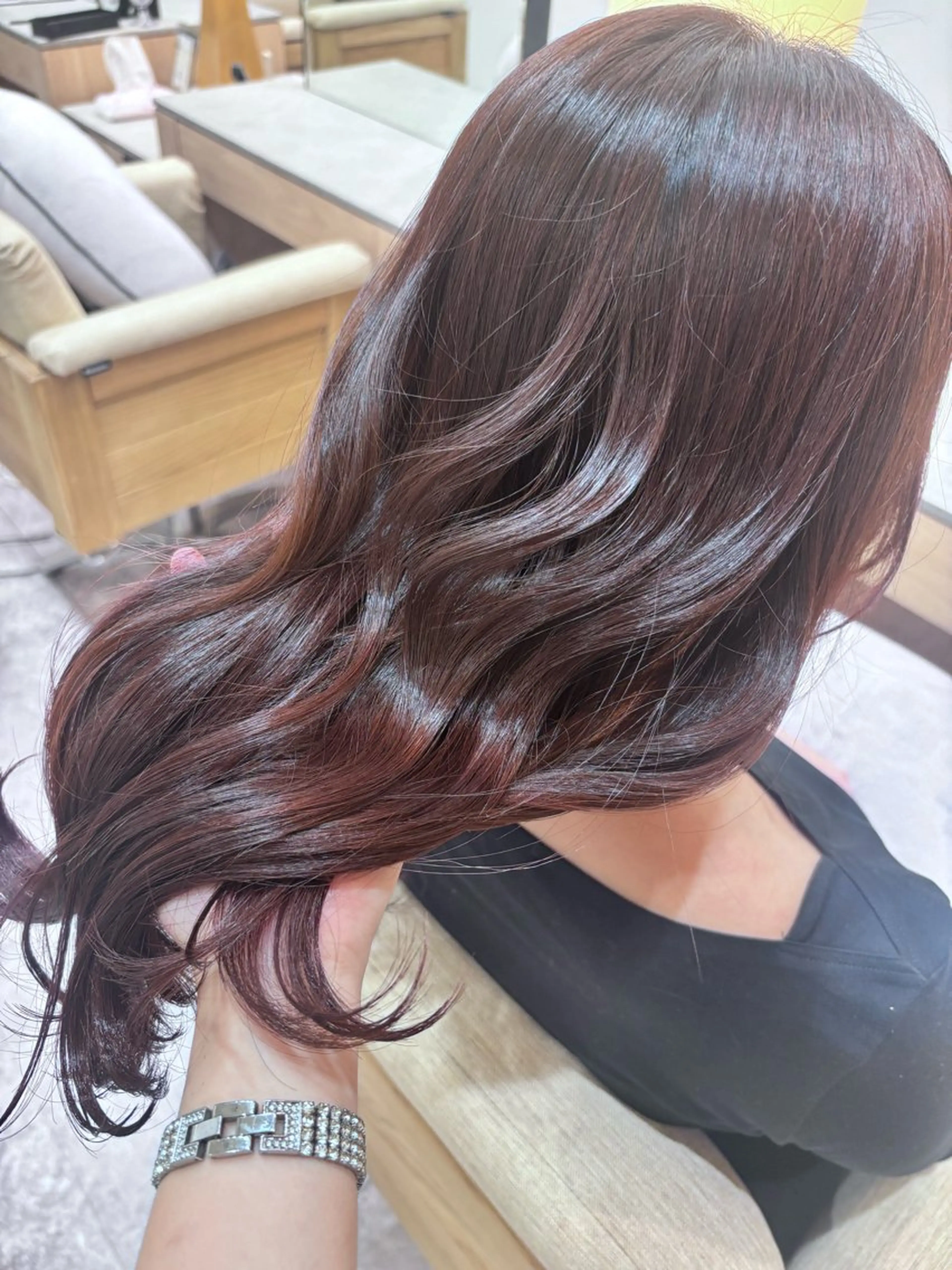 ロング カット ヘアカラー トリートメント ヘッドスパ ガレリア  名駅オーキッドGビル店所属・名駅／艶髪ストレート ／ヘッドスパ／伴怜奈のヘアスタイル