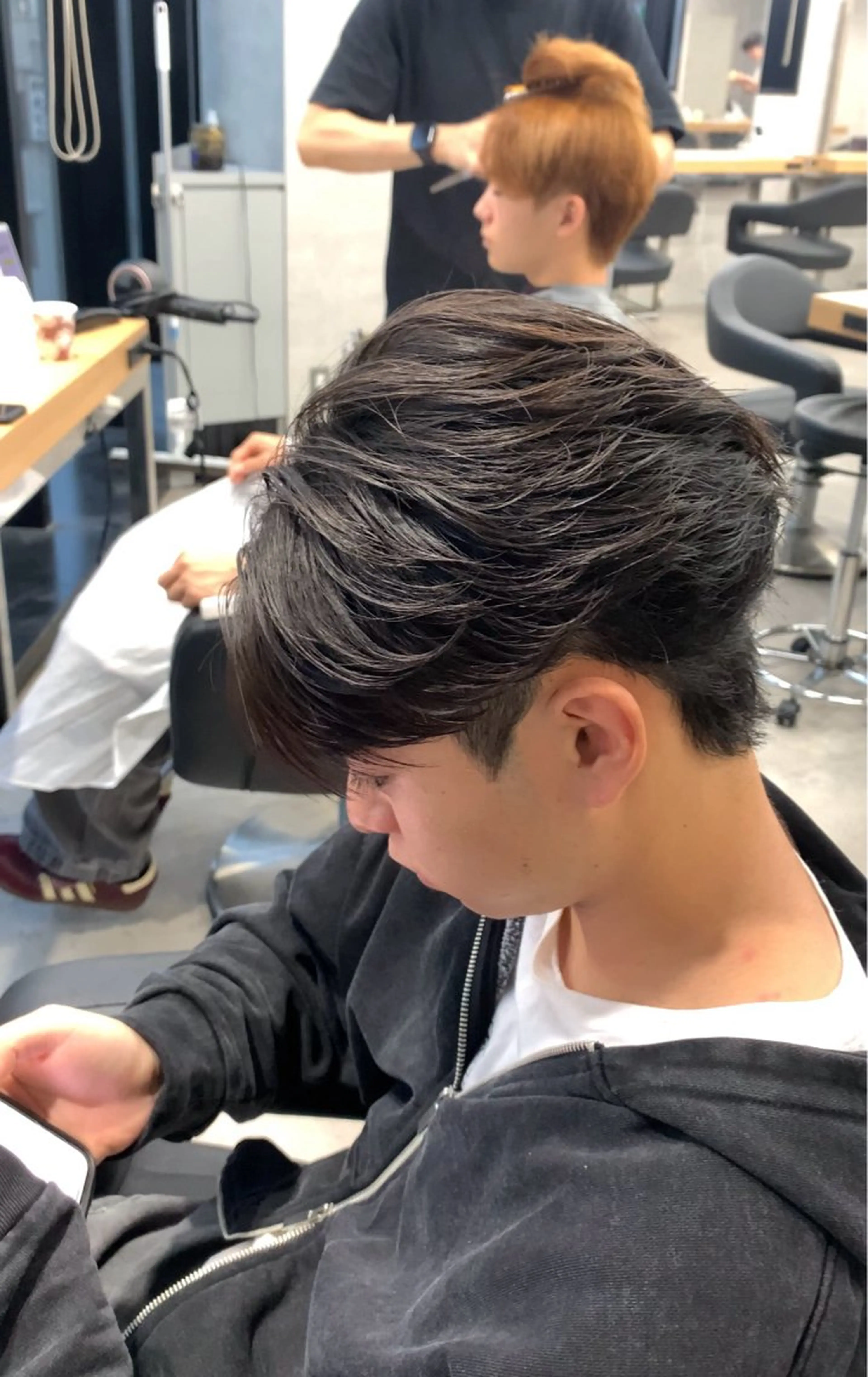 ショート パーマ ヘアアレンジ メンズ メンズパーマ メンズツイストパーマ 波巻きパーマ ツイストパーマ 💥メンズ特化美容師 "小林 海斗"💥のヘアスタイル