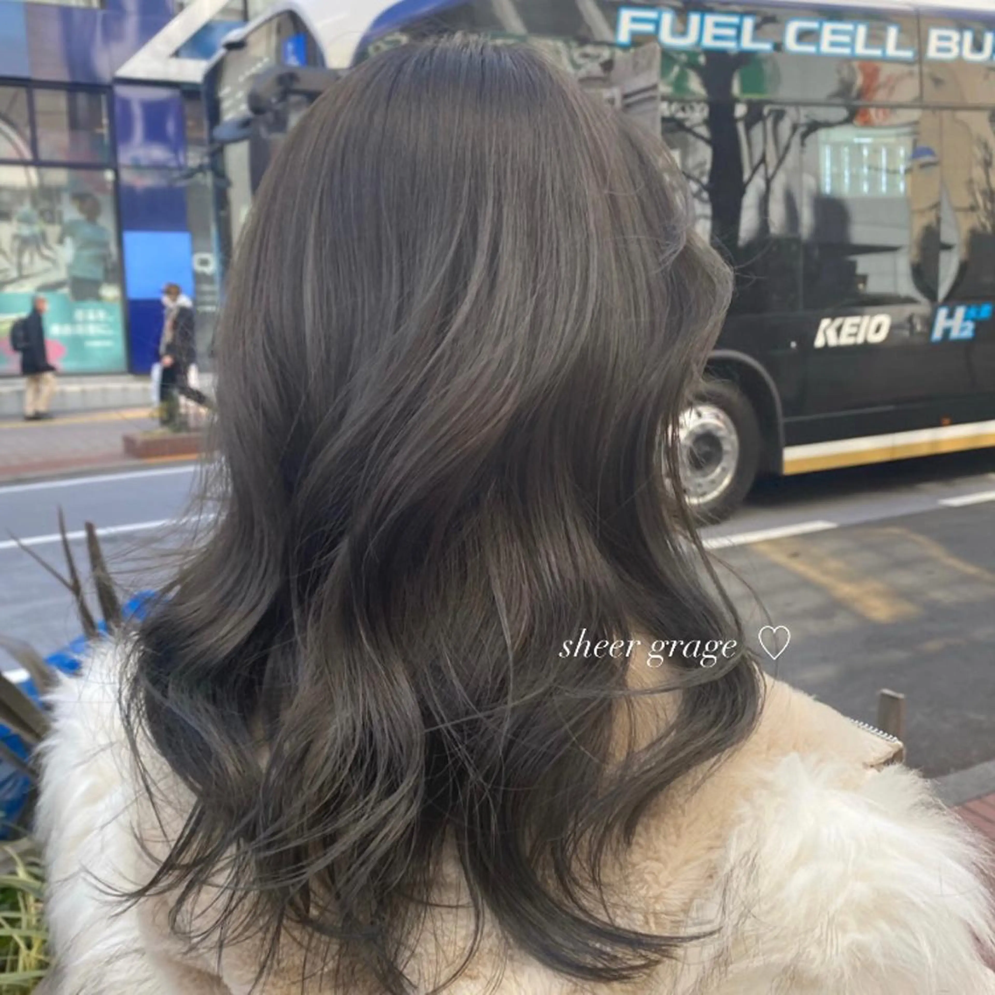 セミロング ヘアカラー トリートメント 韓国レイヤー/透明感 カラー🦋mioのヘアスタイル