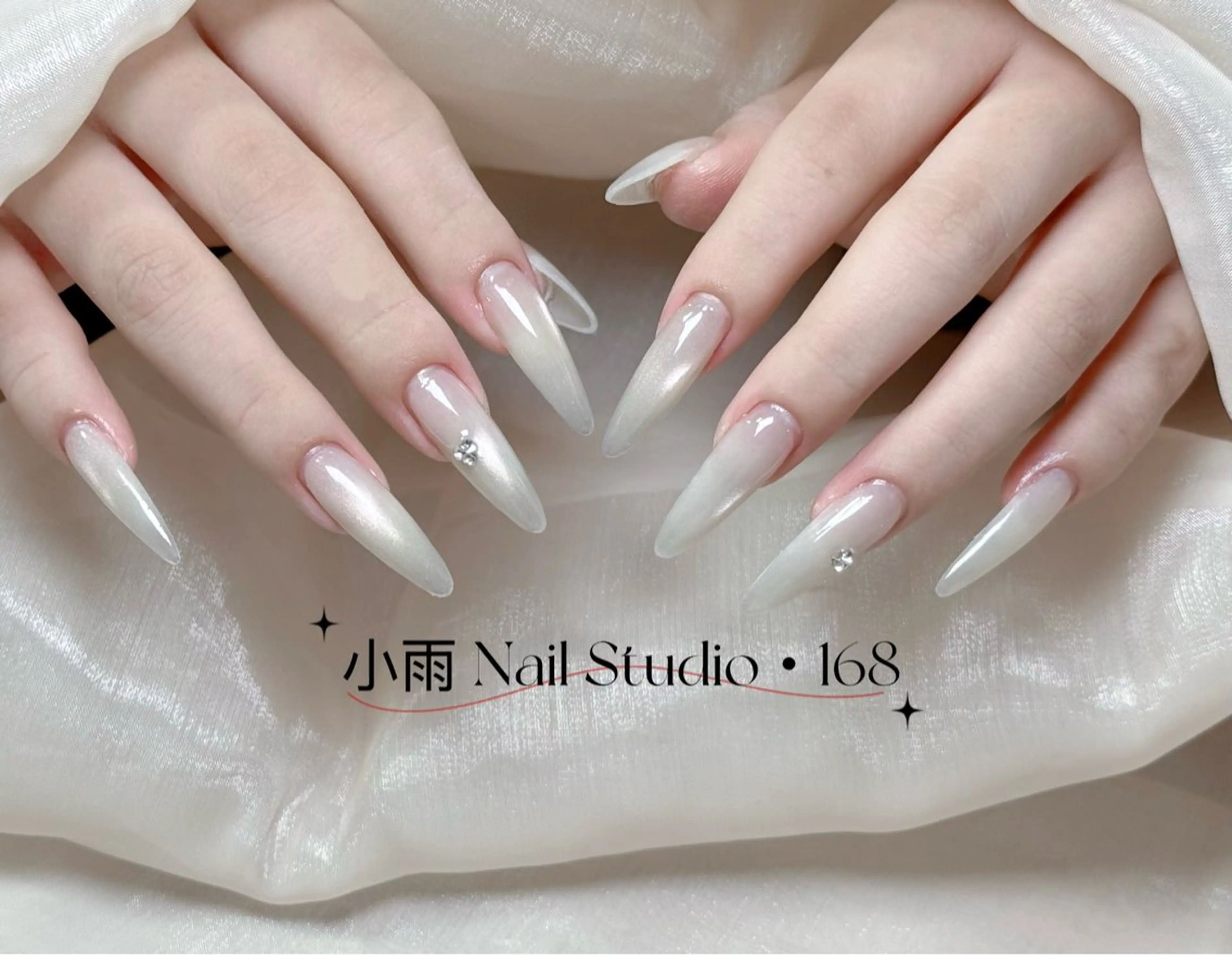 ネイル 小雨 Nail Studio・168のネイルデザイン