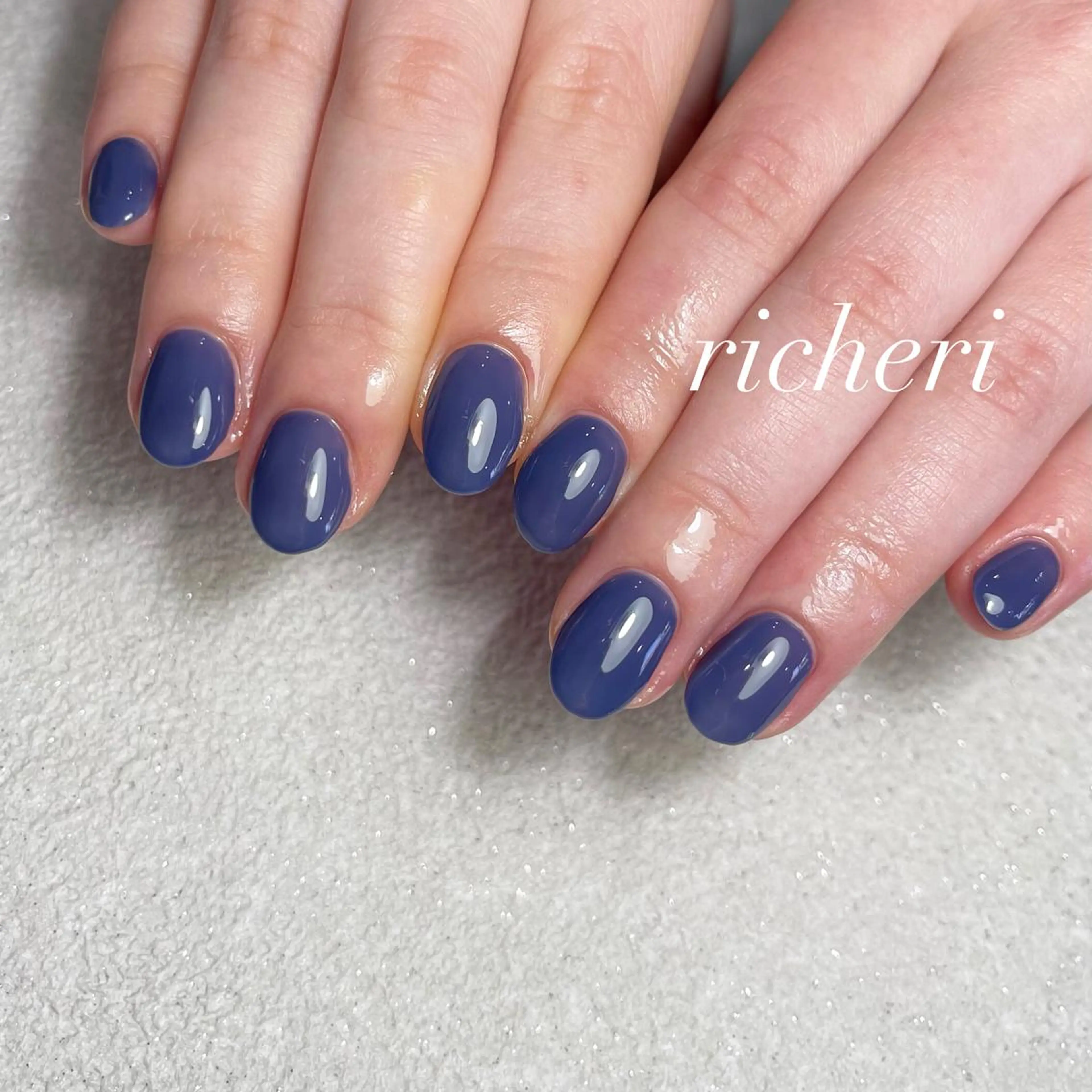 ミディアム ネイル 韓国風ヘア アートネイル 成人式 フレンチネイル ジェルネイル richeri beautyのエステ・リラクイメージ