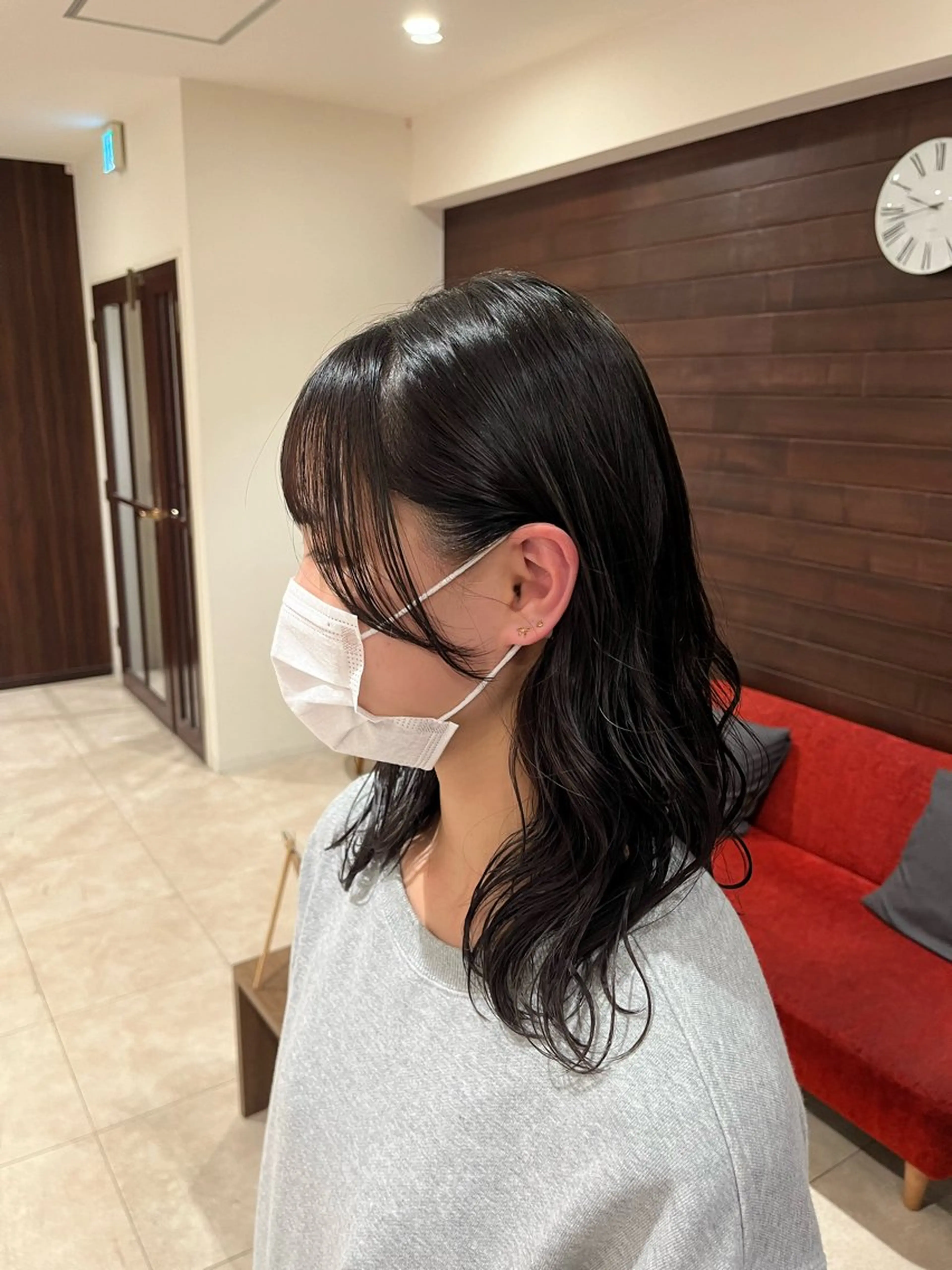 セミロング 顔周りカット jam所属・takagi hitomiのヘアスタイル