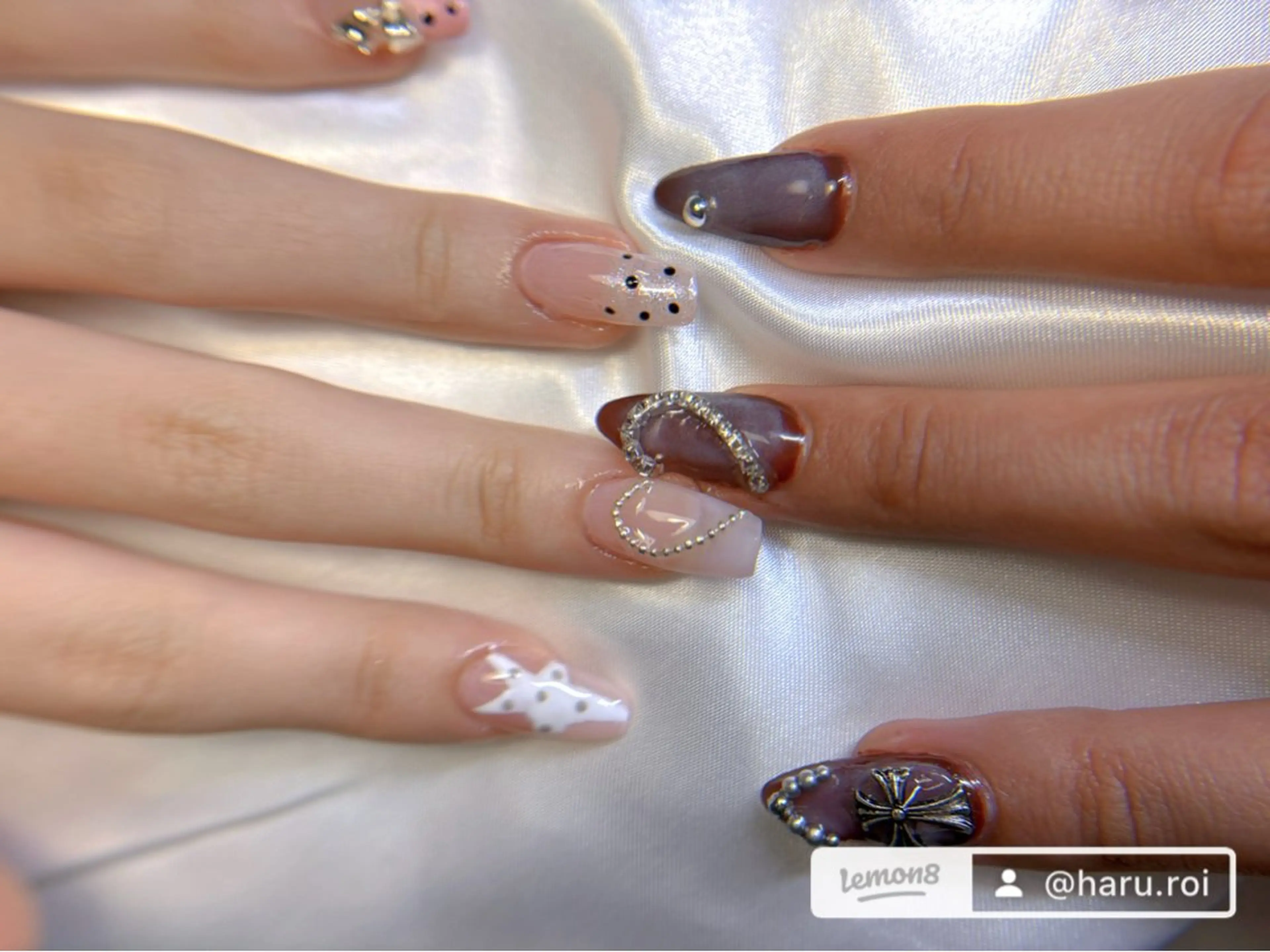 ネイル ネイルサロン Roiのネイルデザイン