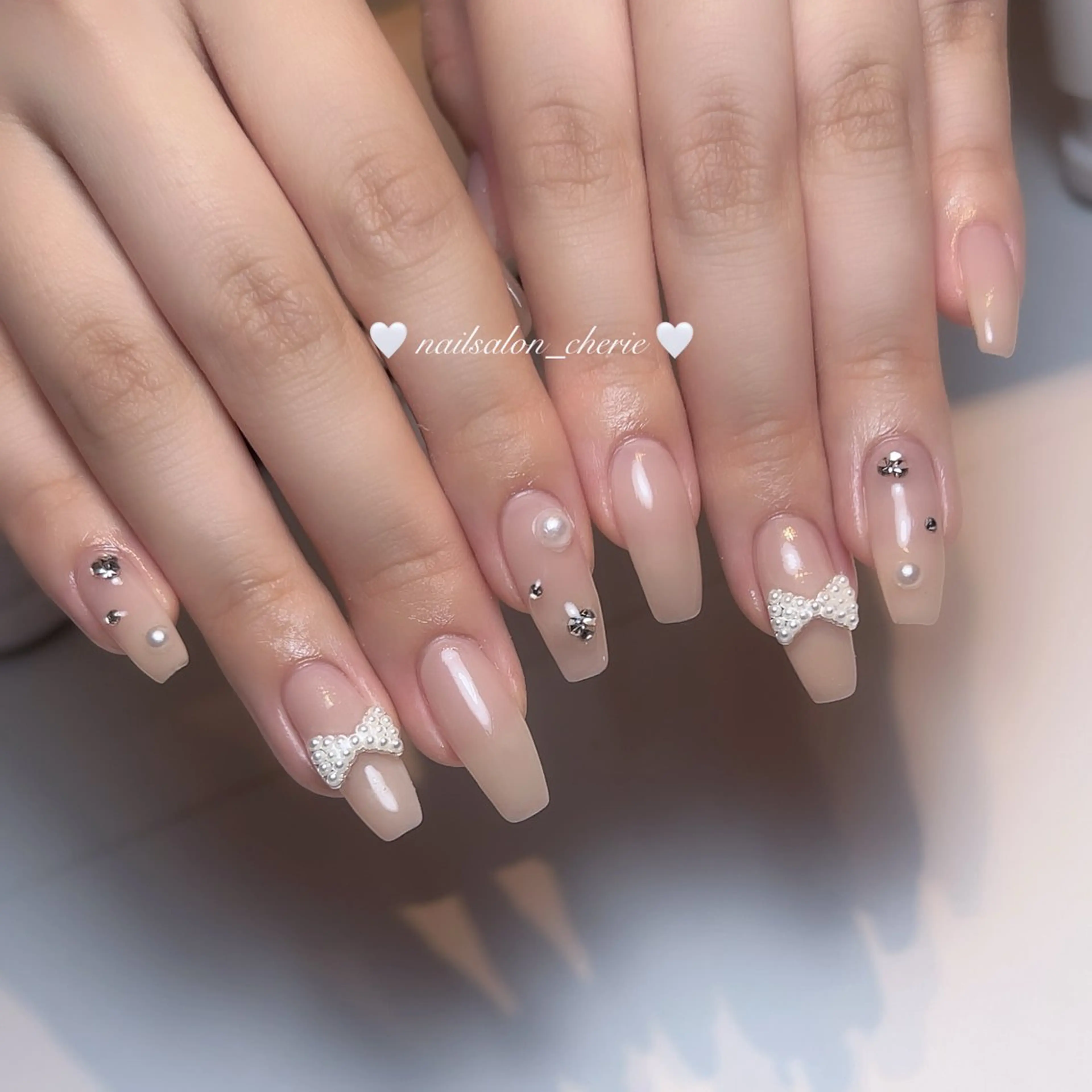 ネイル ハンドネイル nailsalon cherieのネイルデザイン