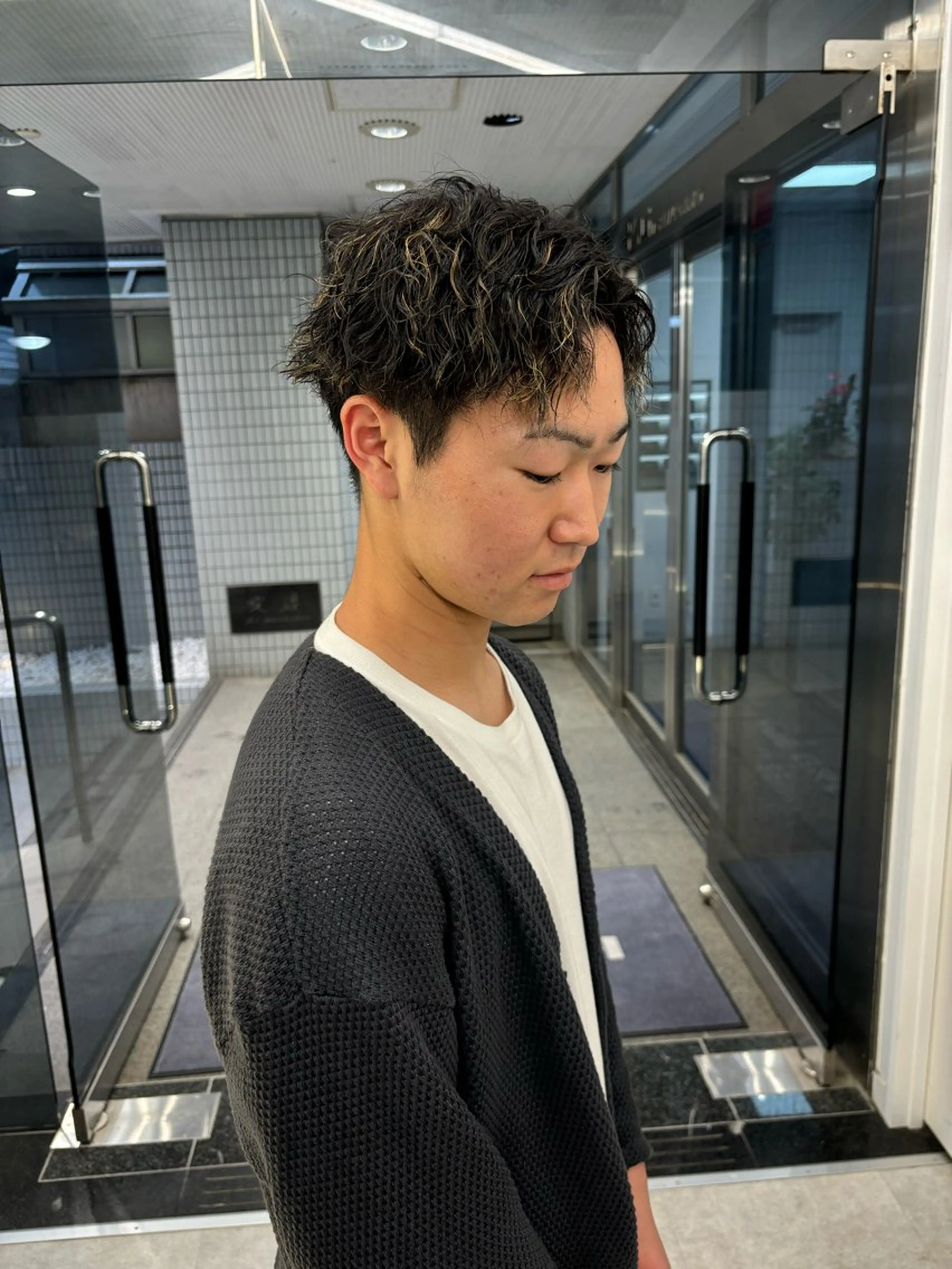 ショート カラー パーマ メンズ 森龍馬 メンズ専門美容師のヘアスタイル