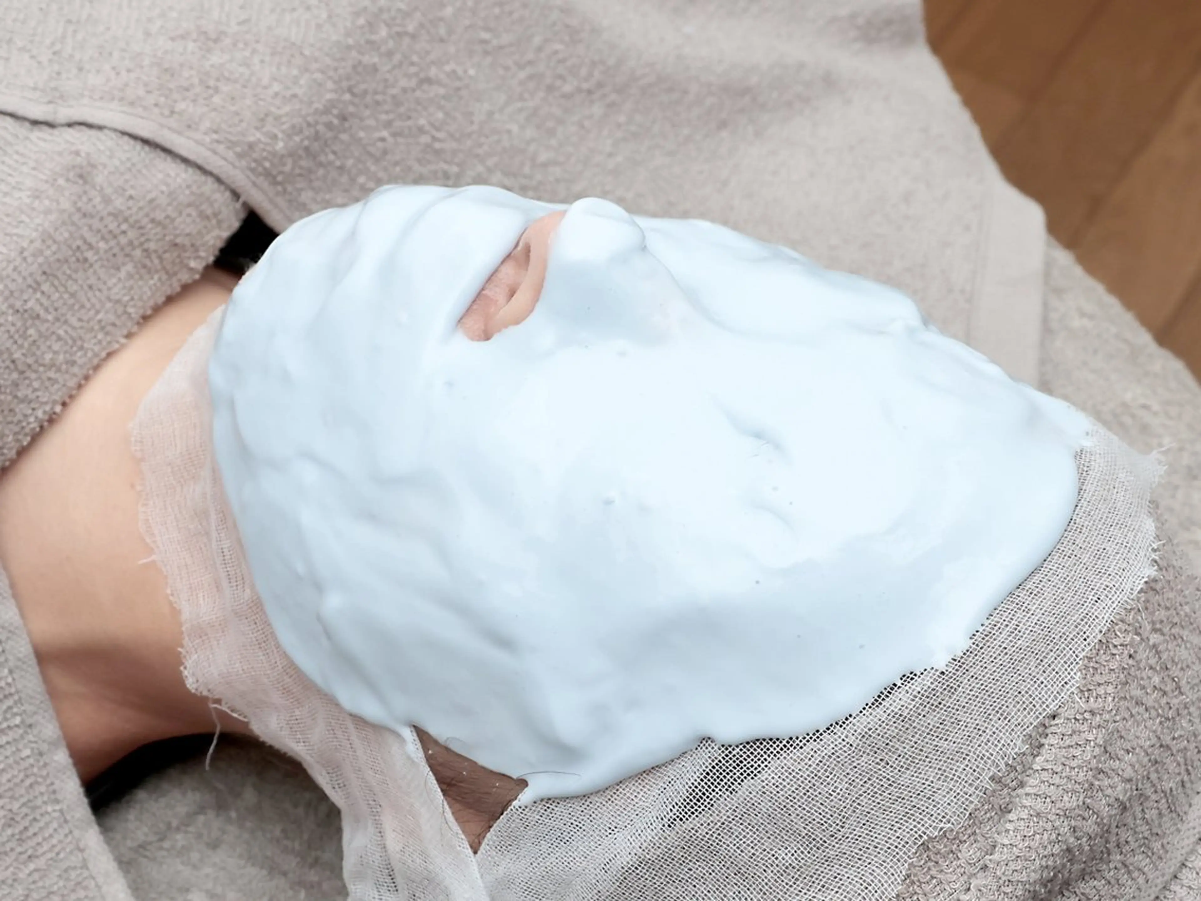 【ミニモ学割】💆‍♀️フェイシャルエステ💆‍♀️➕ジェル状保湿マスク　40分の写真