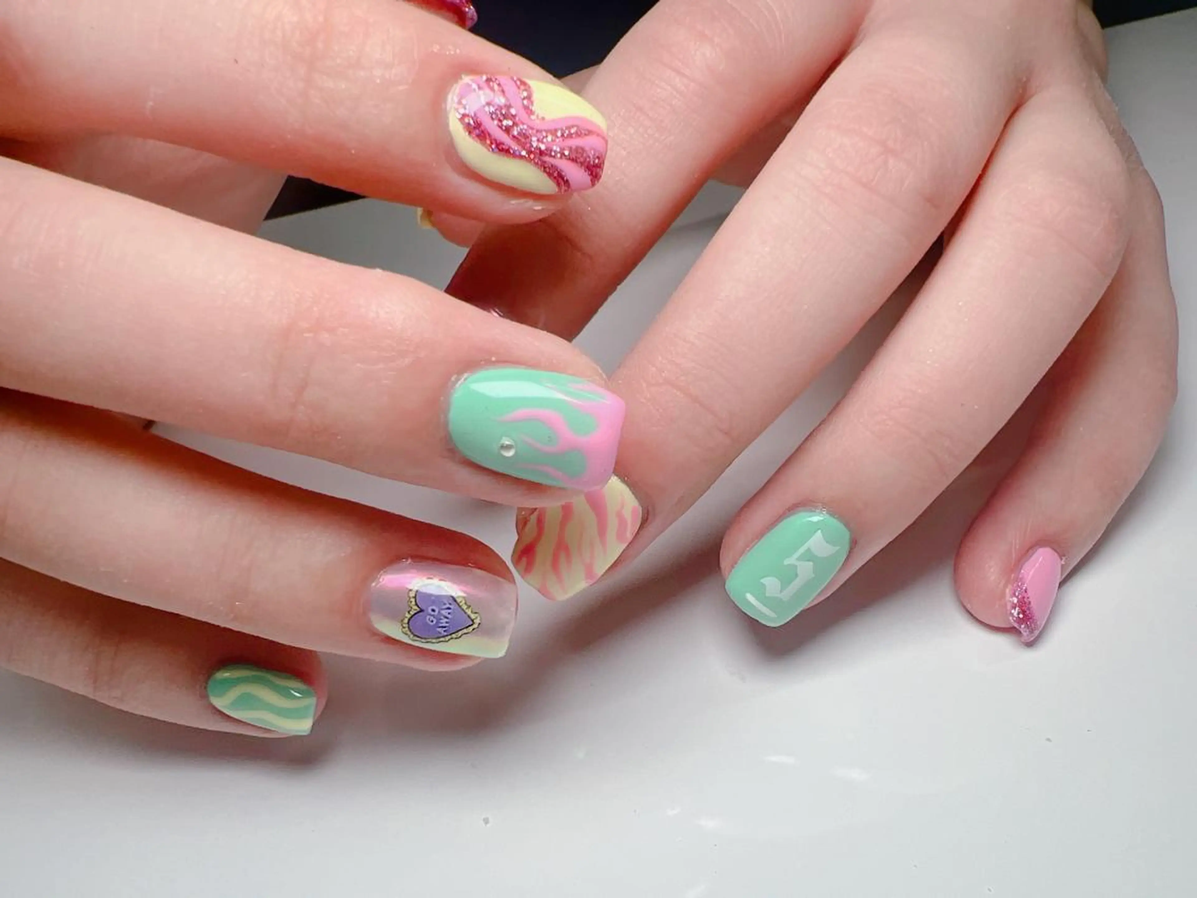 ネイル Nail Salon L'arc所属・💊大阪/心斎橋 moni🧠のネイルデザイン