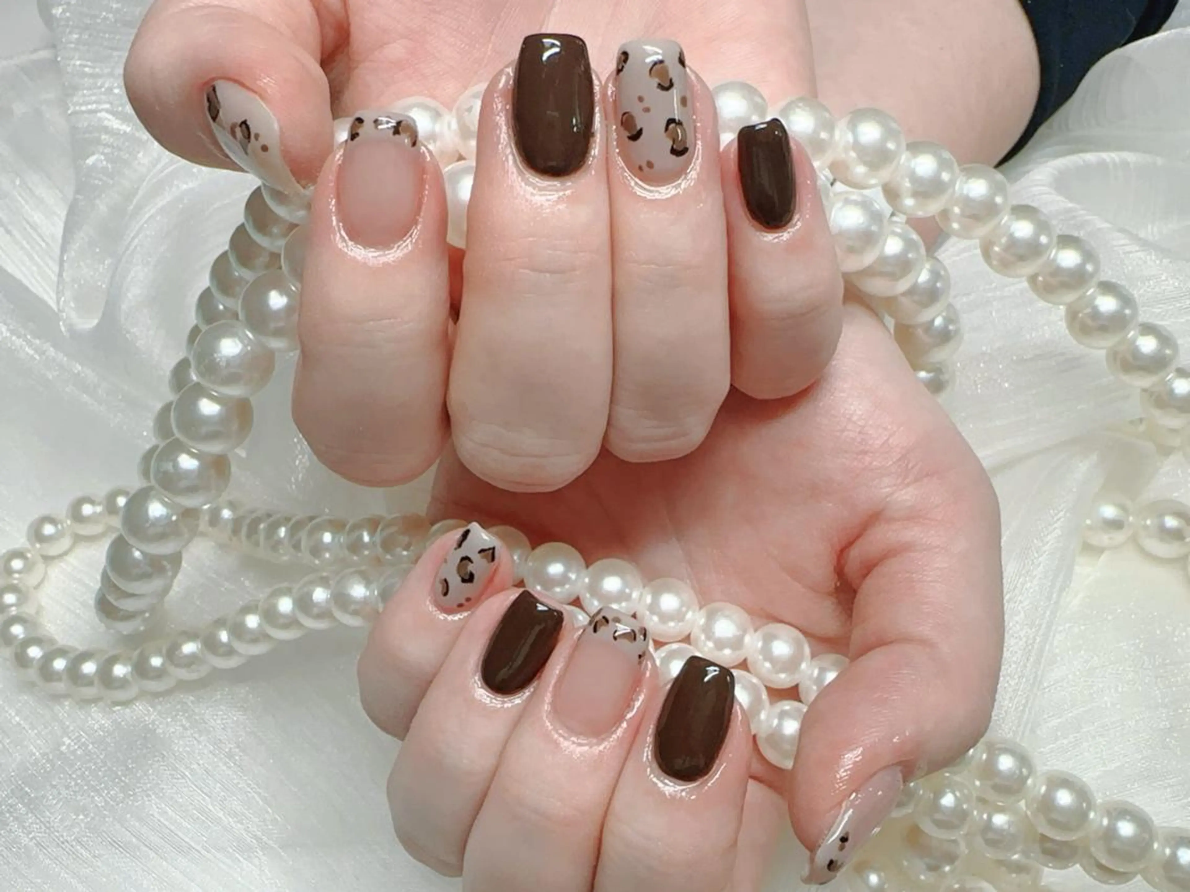 ネイル 長さ出し フレンチネイル キラキラネイル マグネットネイル ニュアンスネイル Lucky nail salonのネイルデザイン