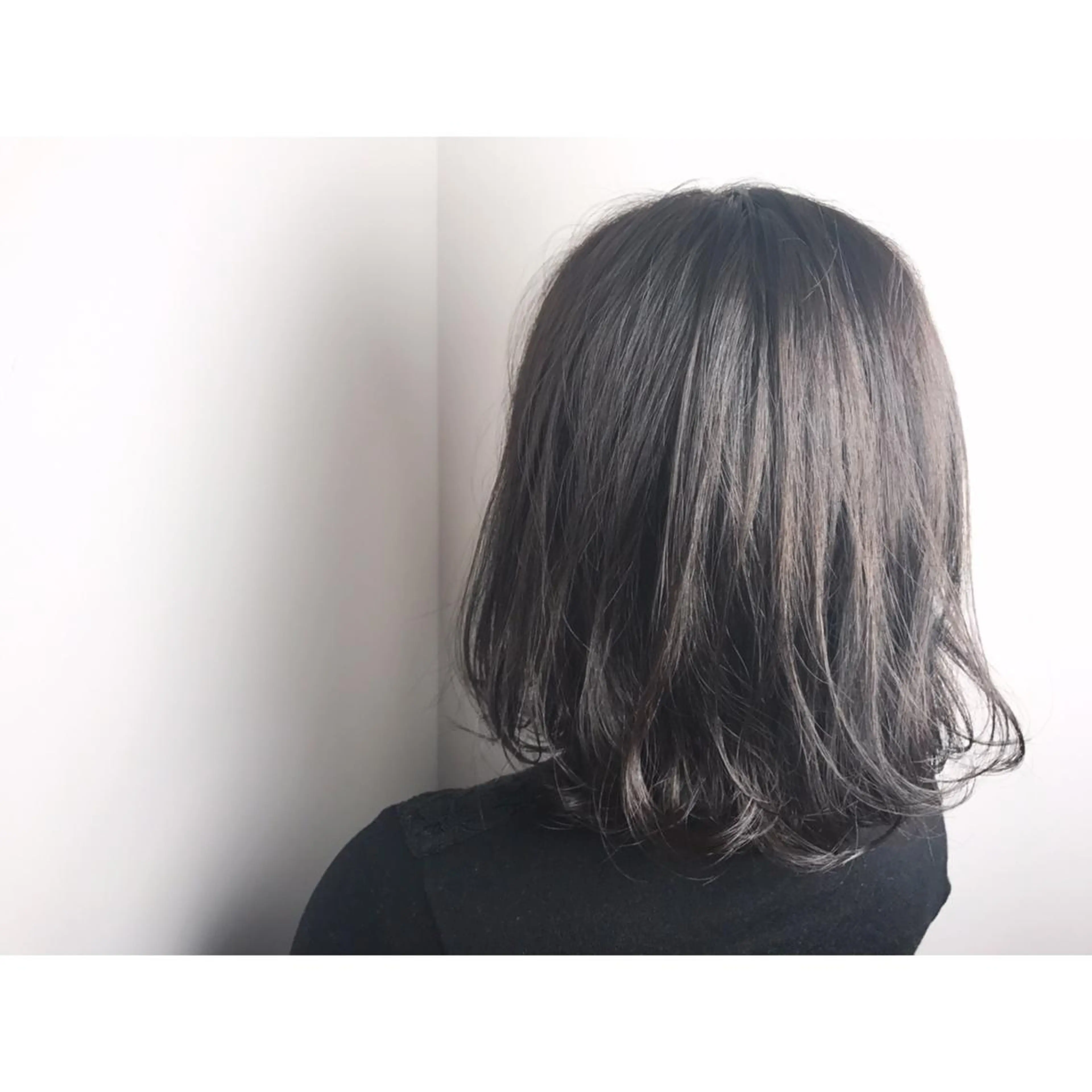 ミディアム カラー グレージュ ショート/レイヤー なら石井知希のヘアスタイル