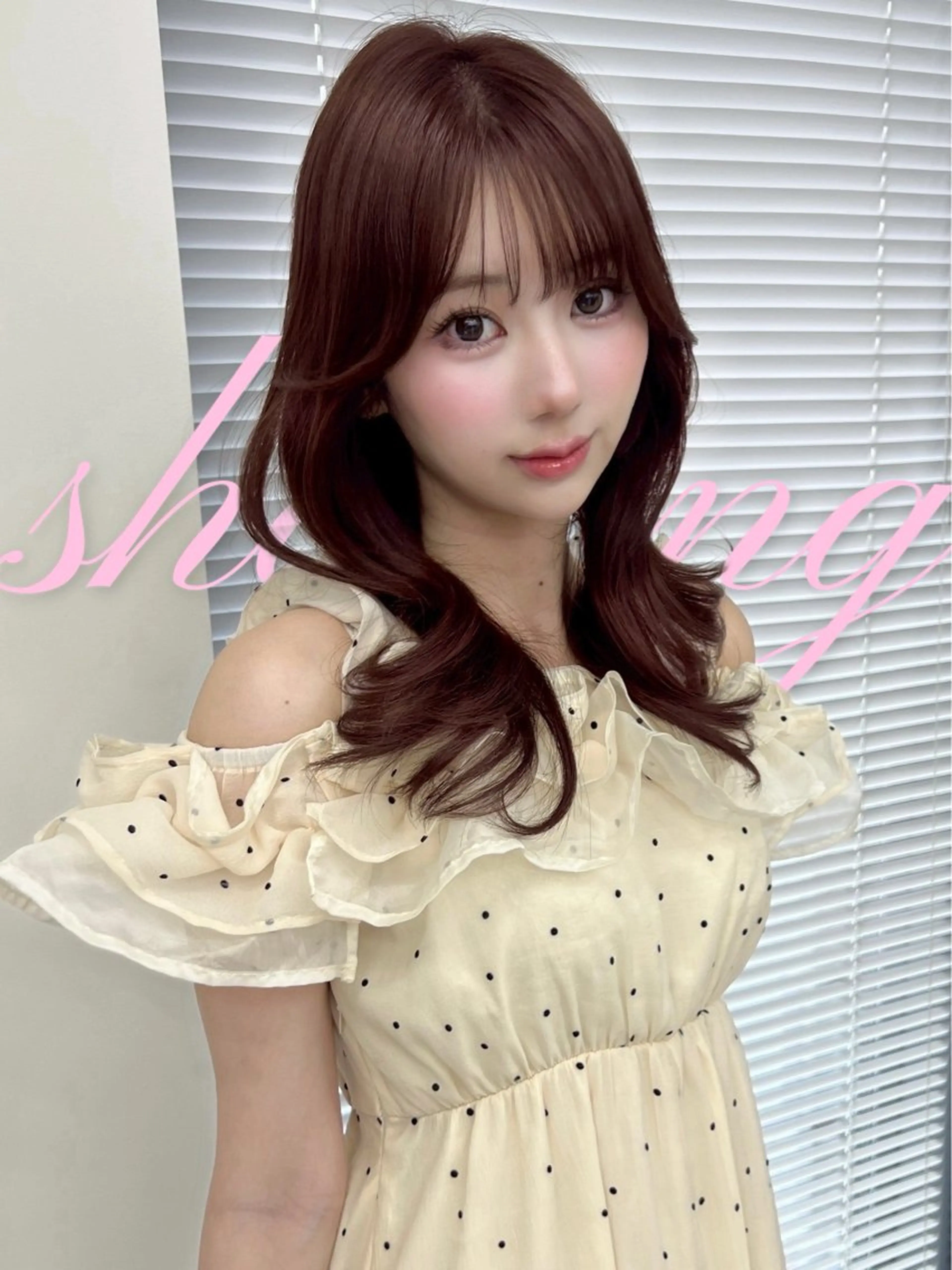 セミロング カラー カット ヘアカラー トリートメント 海外風レイヤー🎀 新宿MOMOKA🍑のヘアスタイル