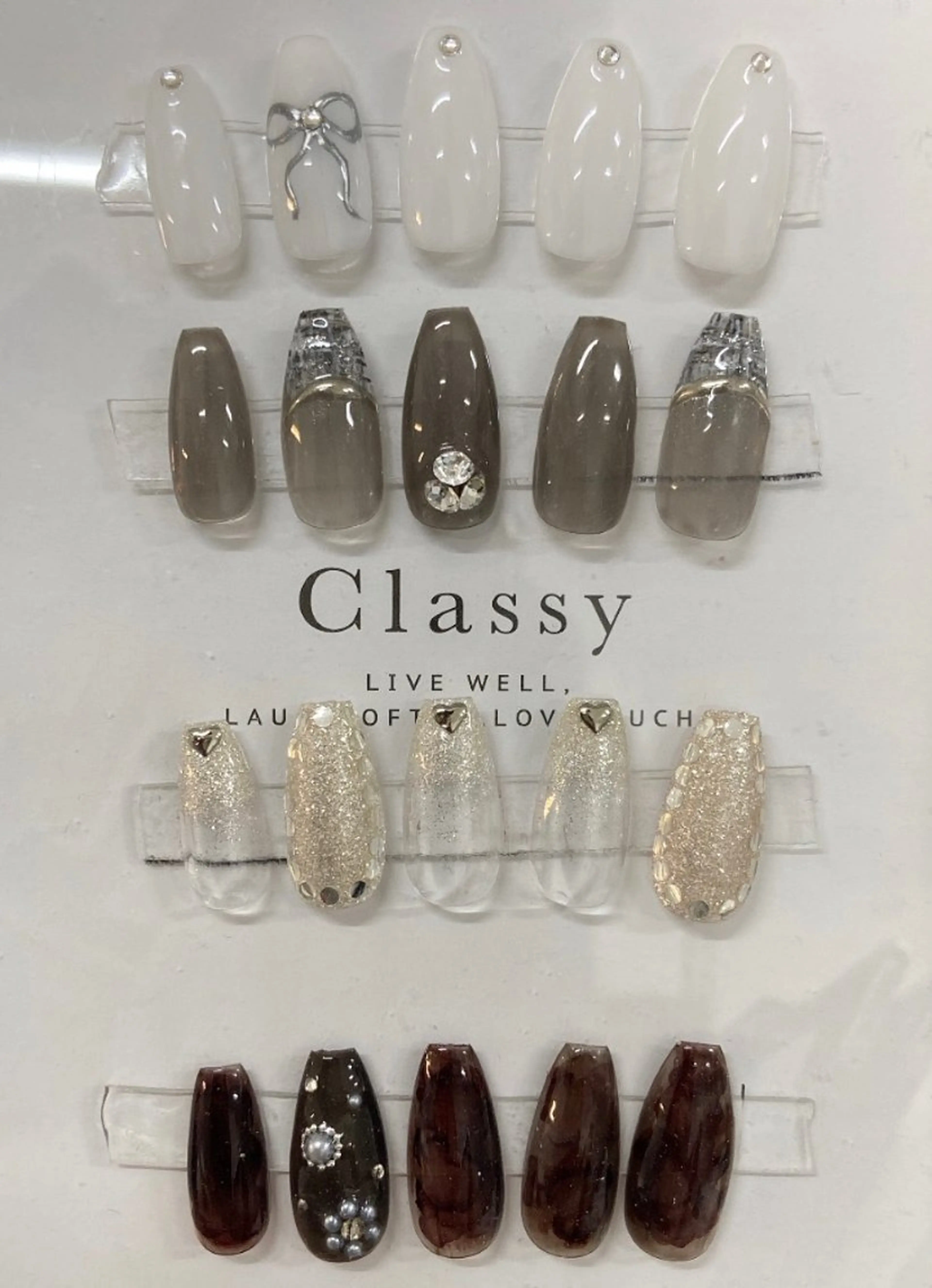 ネイル ハンドネイル HIKARI 4uまつ毛ネイルのネイルデザイン