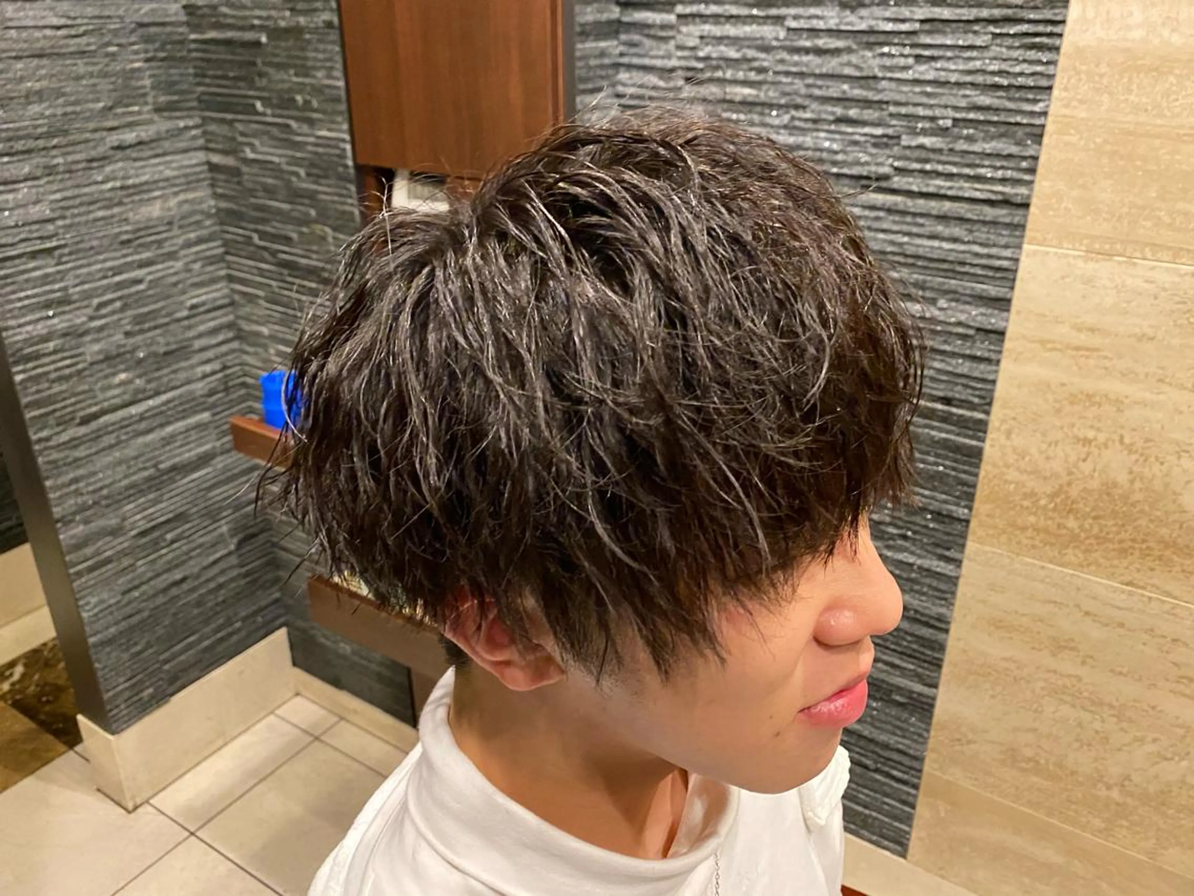 ロング パーマ メンズ メンズパーマ メンズツイストパーマ ツイストパーマ 高垣 大輔のヘアスタイル