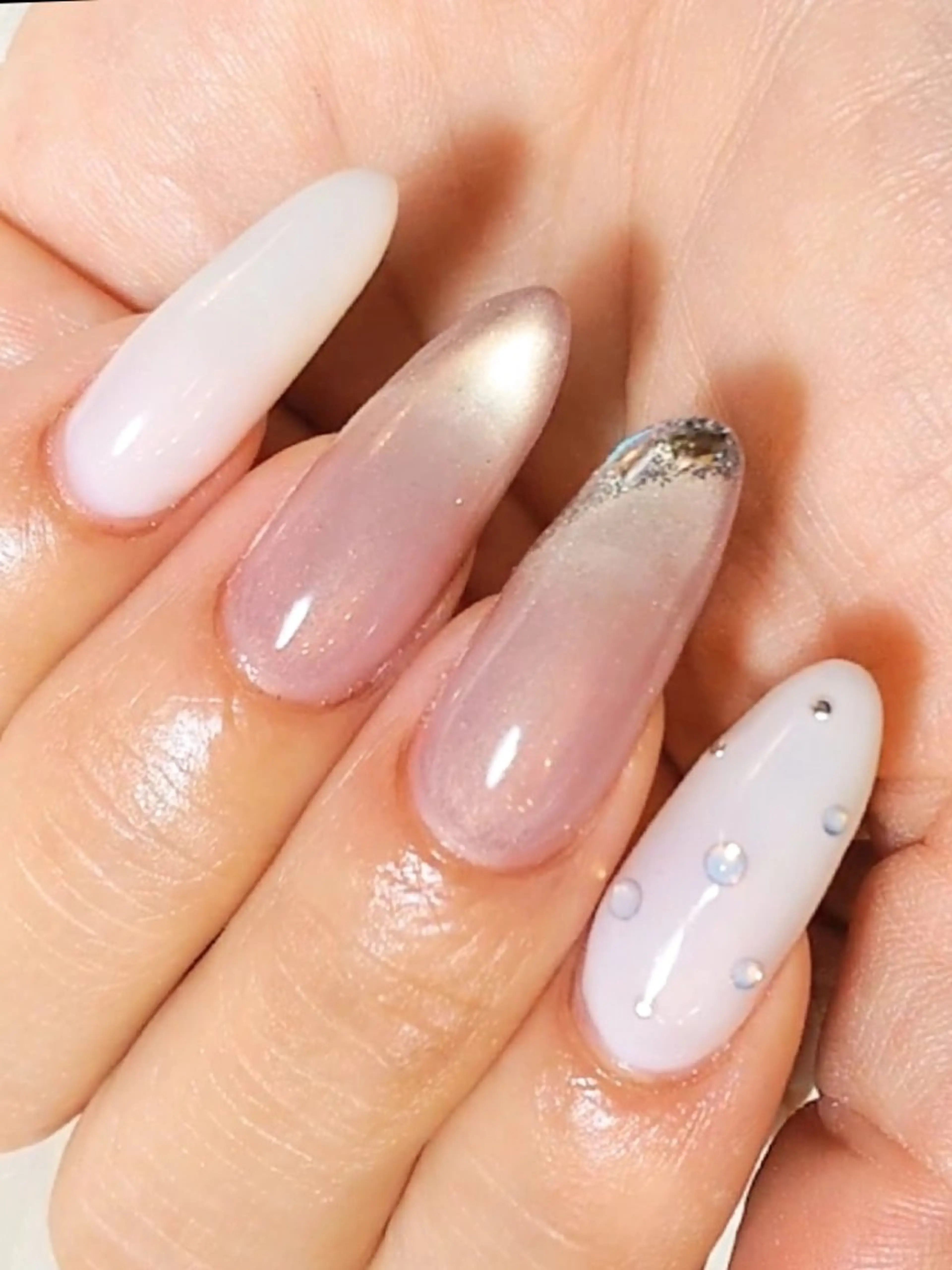 ネイル Éva nail salon所属・Éva nail MARIのネイルデザイン
