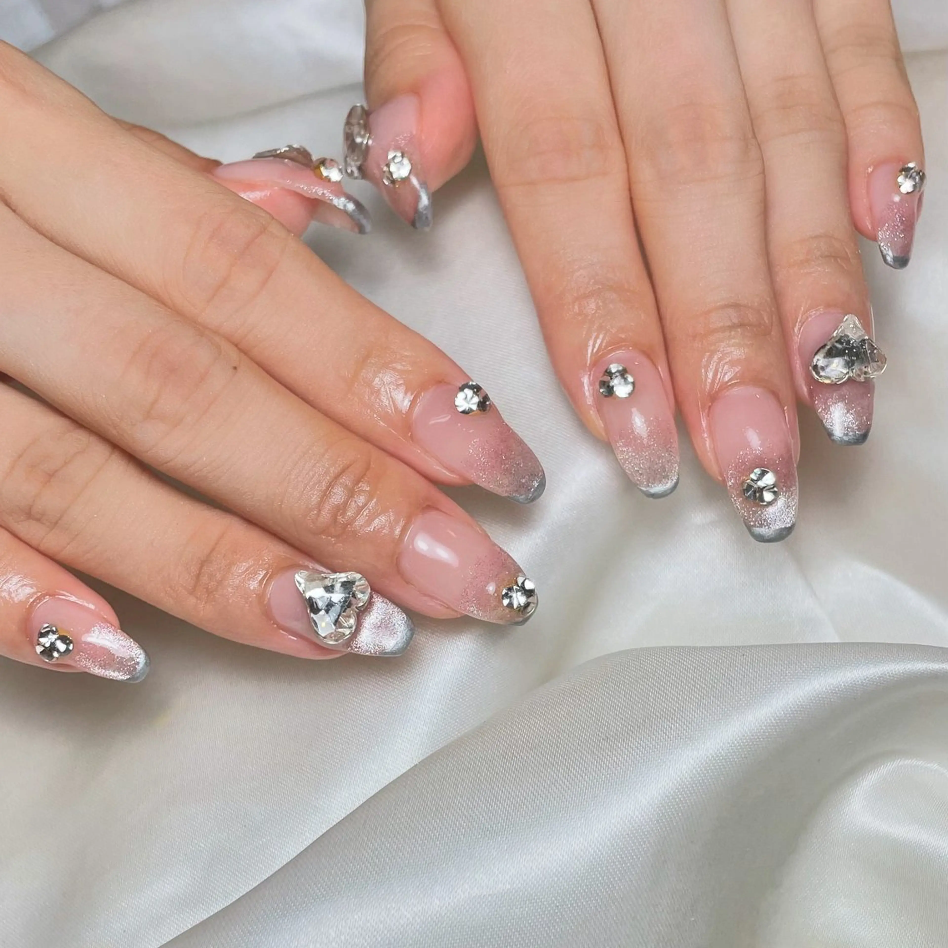 ネイル ハンドネイル S LOUNGE NAIL所属・パーツたくさん🍓 SUMIのネイルデザイン