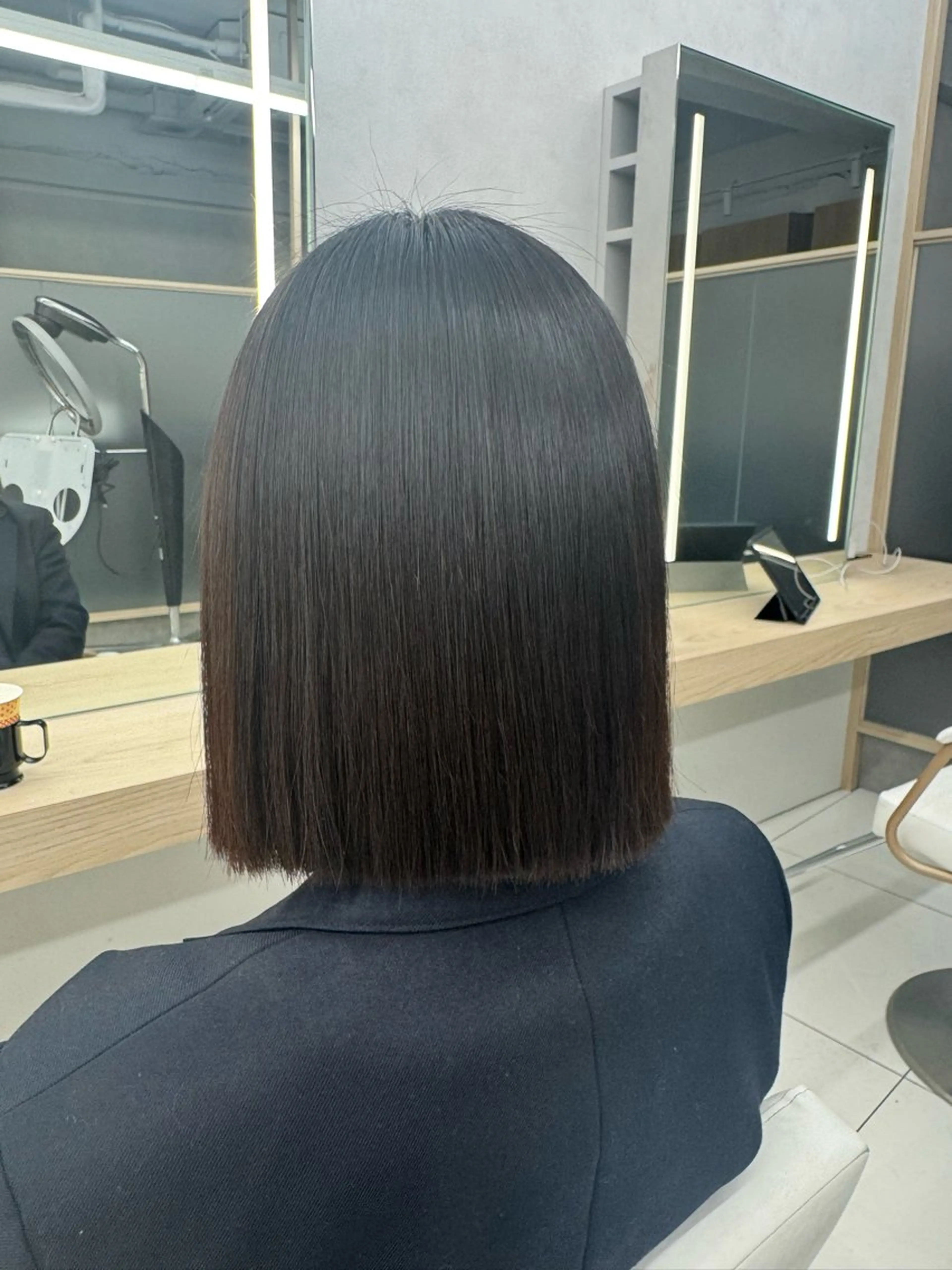 セミロング パーマ 縮毛矯正 トリートメント 顔まわりカット/ カラー/西野和裕のヘアスタイル