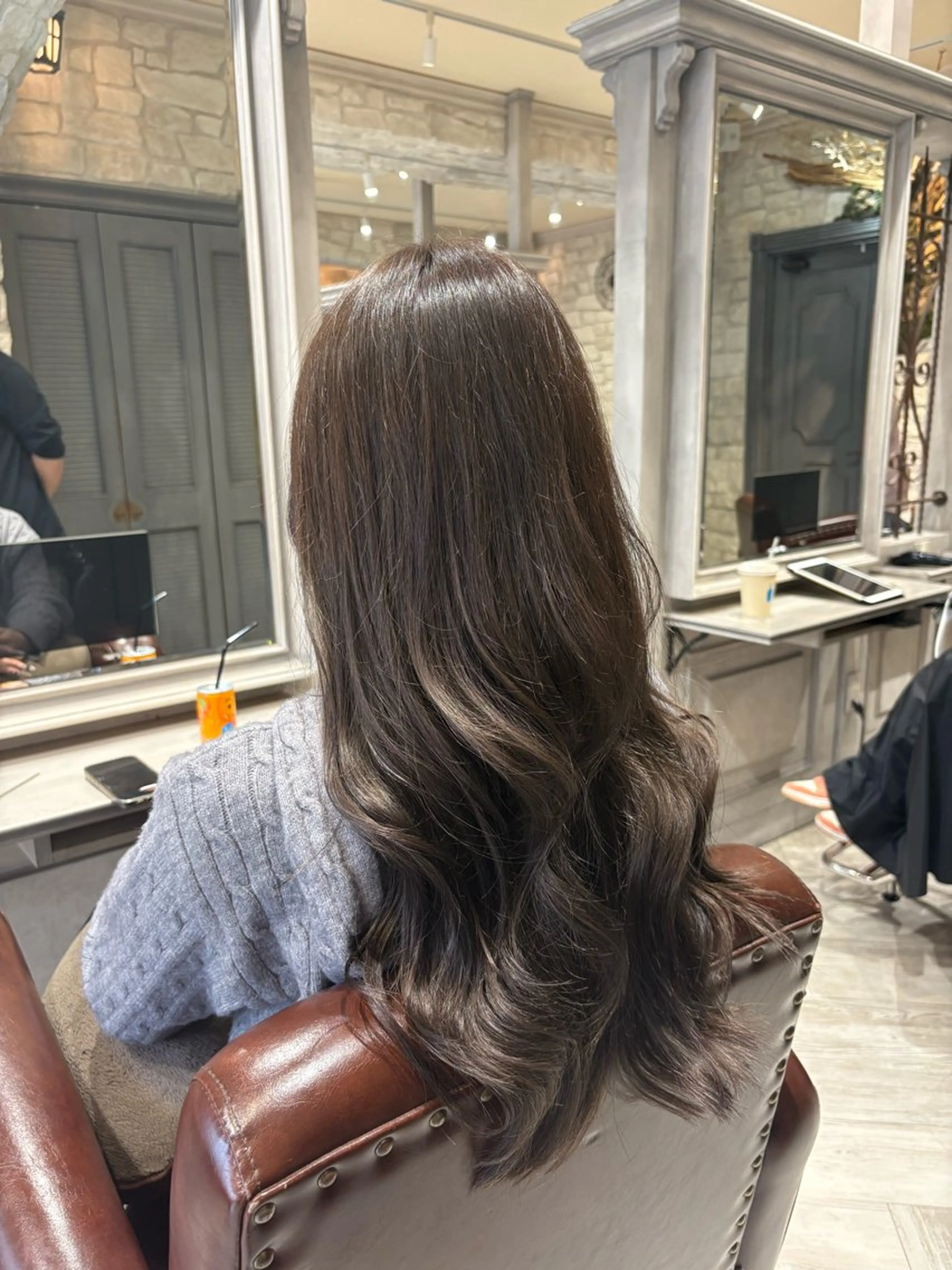 ロング カラー 透明感カラー グレージュ カット ヘアカラー 🫧‪大滝 いくみ🌿辻堂のヘアスタイル