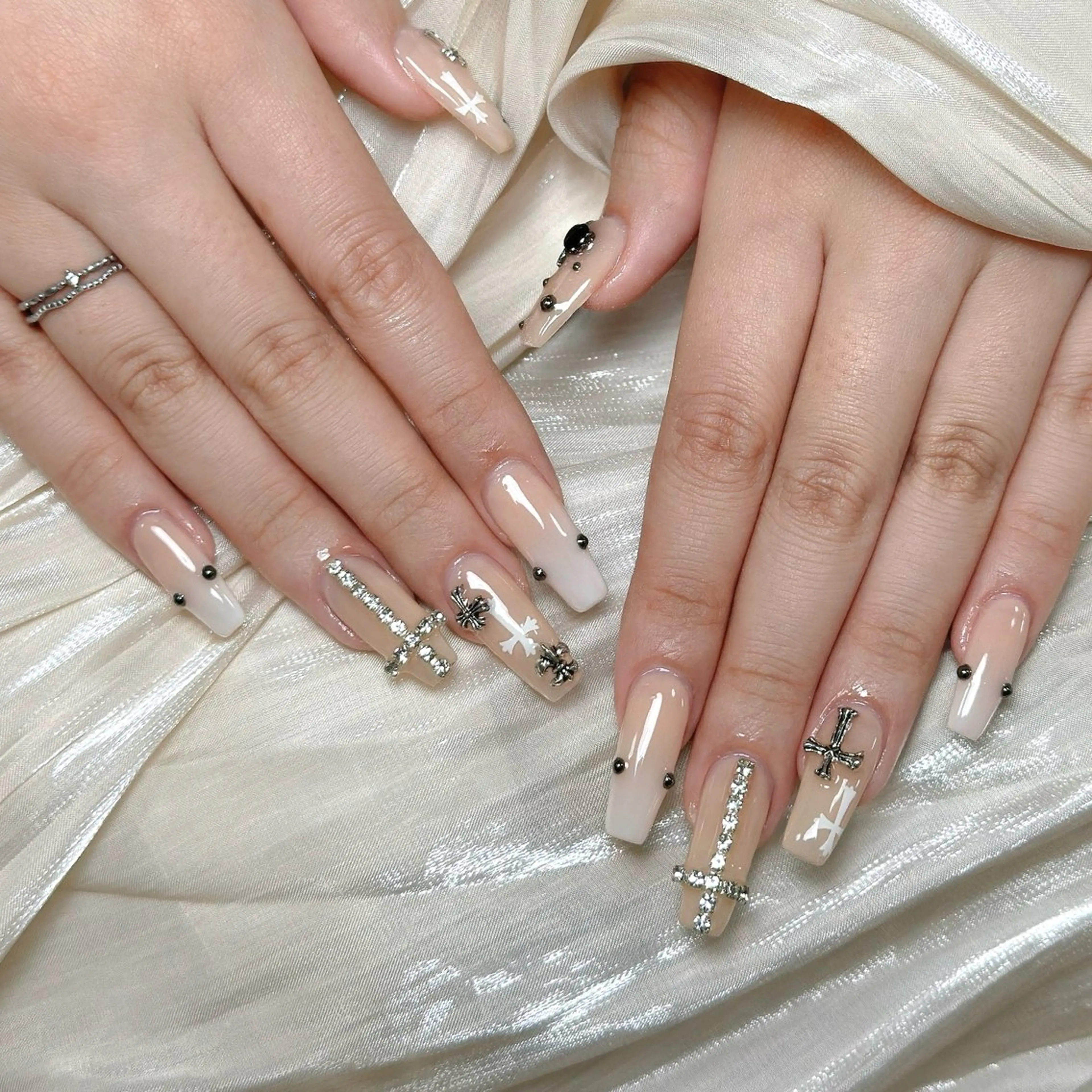 ネイル Maggie Nail🦩のネイルデザイン