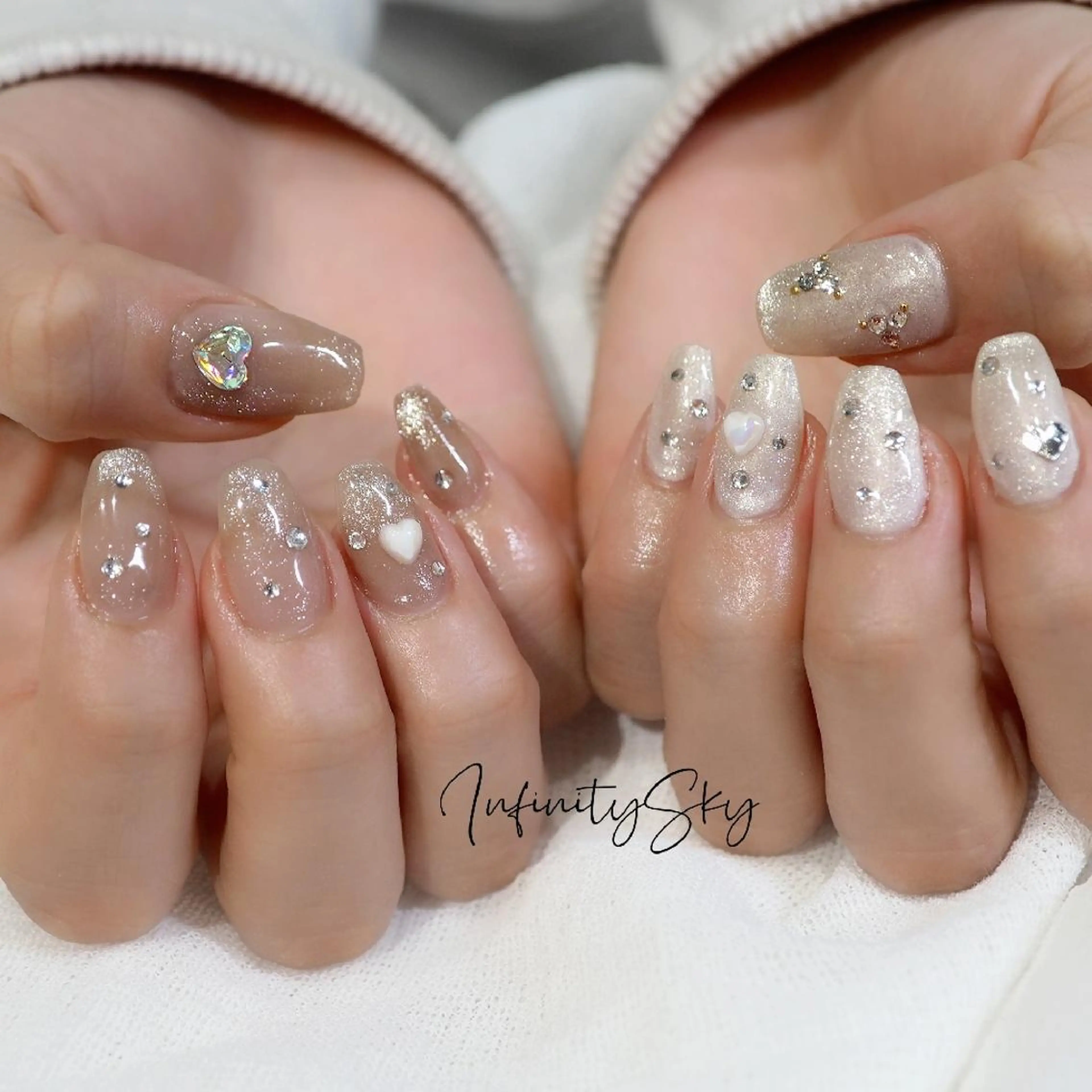 ネイル キラキラネイル infinity skyのネイルデザイン
