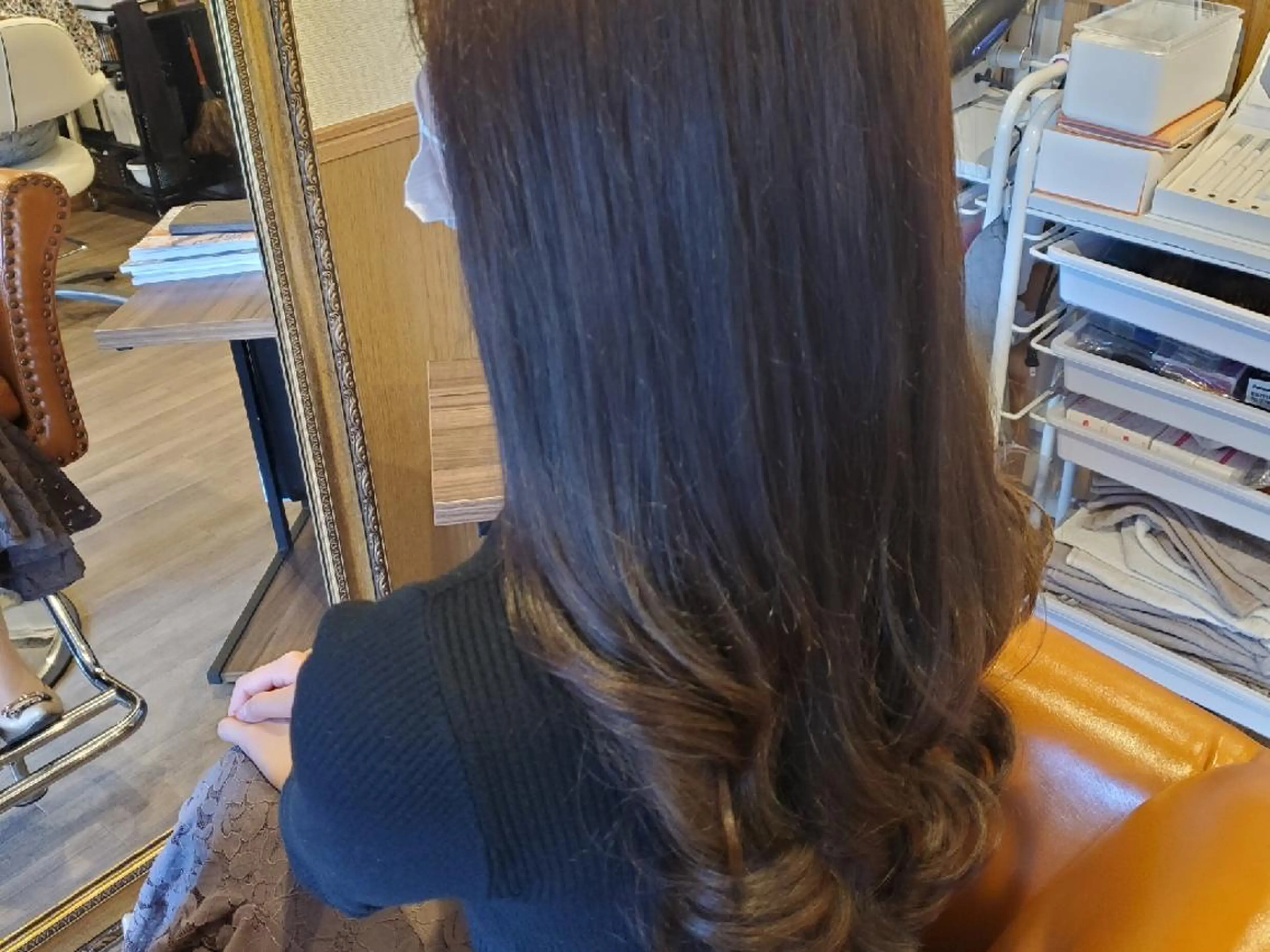 ロング カラー ネイル マツエク・マツパ アイブロウ アディクシーカラー ブリーチ イルミナカラー 眉カラー 眉毛ワックス脱毛 カット ヘアカラー トリートメント spa hair  ark 富井直美のヘアスタイル