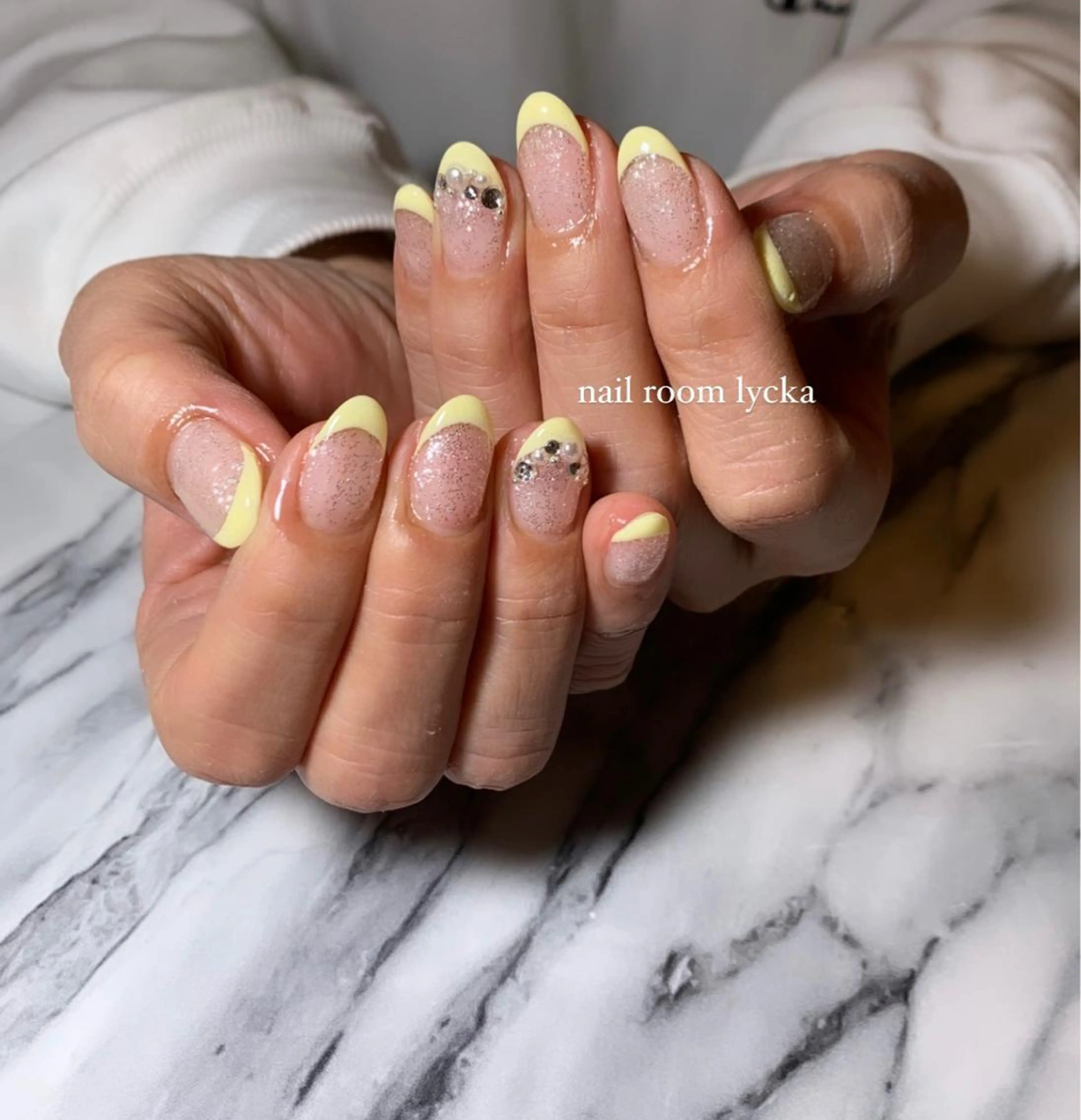 ネイル ﾈｲﾙﾙｰﾑﾘｯｶ 𝐦𝐚𝐲𝐮のネイルデザイン