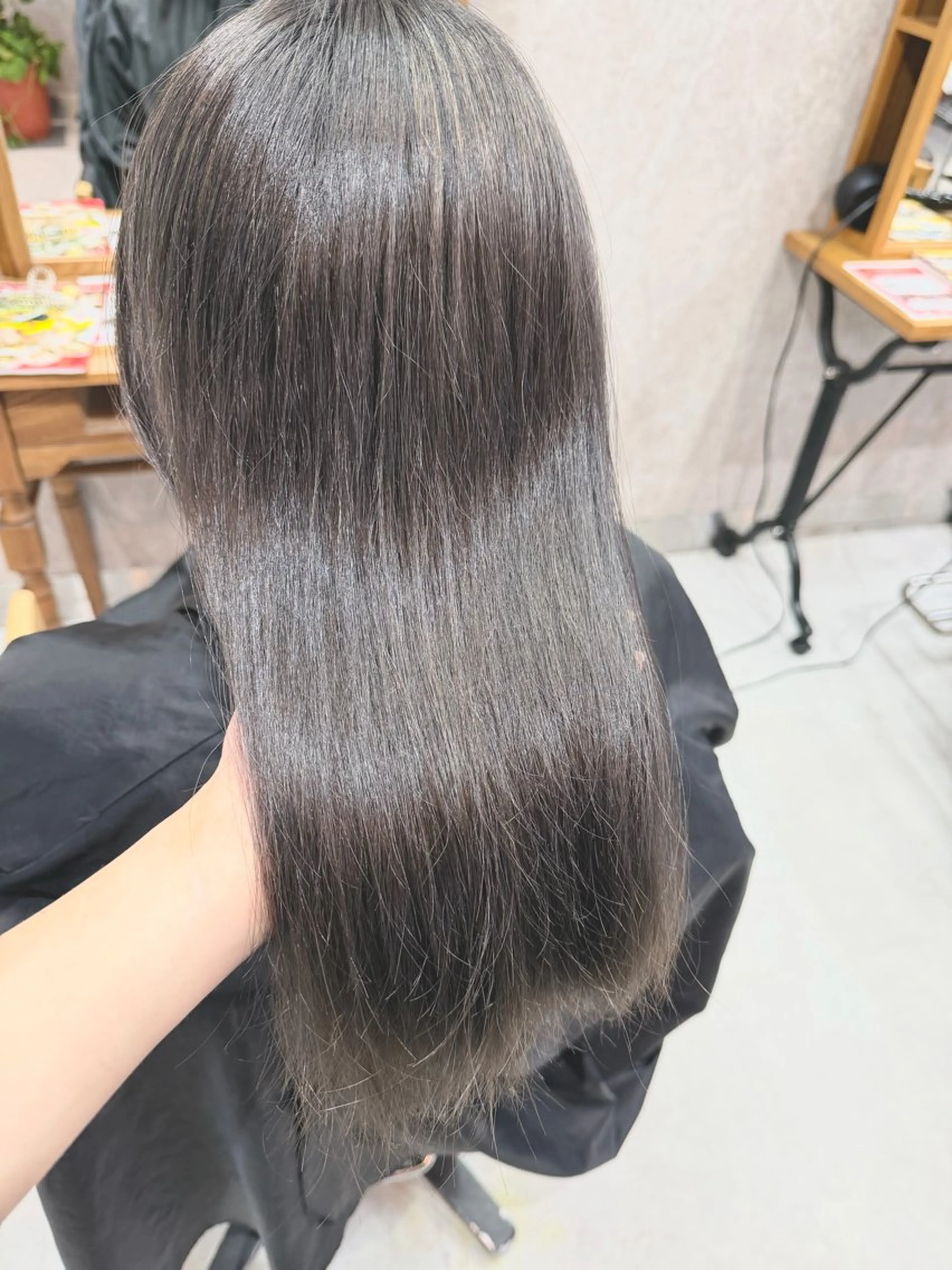 ロング ヘアカラー Colore（コローレ）所属・顔タイプ/ダブルカラ ー/りりかのその他イメージ