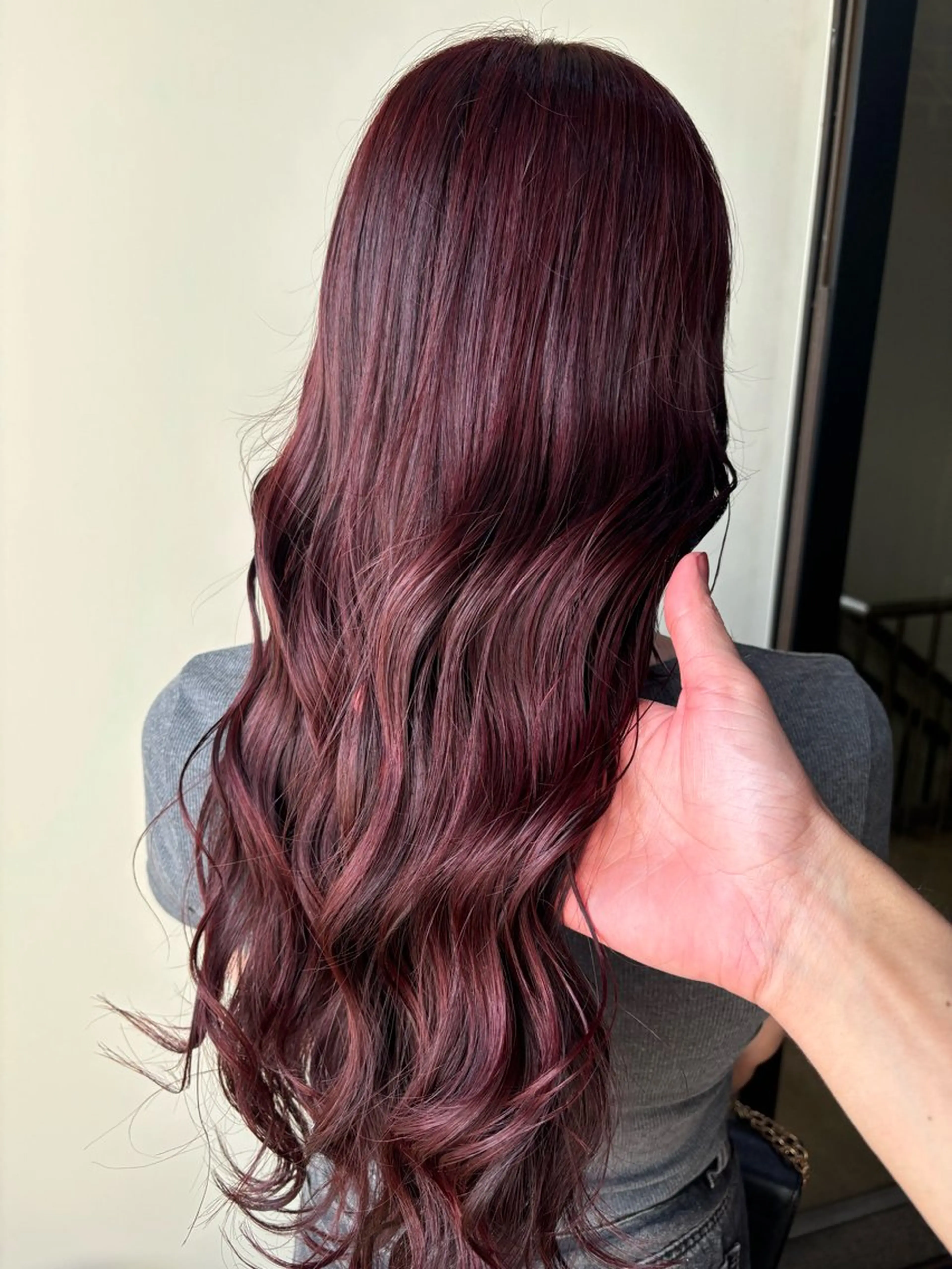 ミディアム ヘアカラー 透明感🌱ハイトーン ✨艶髪🫧川﨑　翼のヘアスタイル