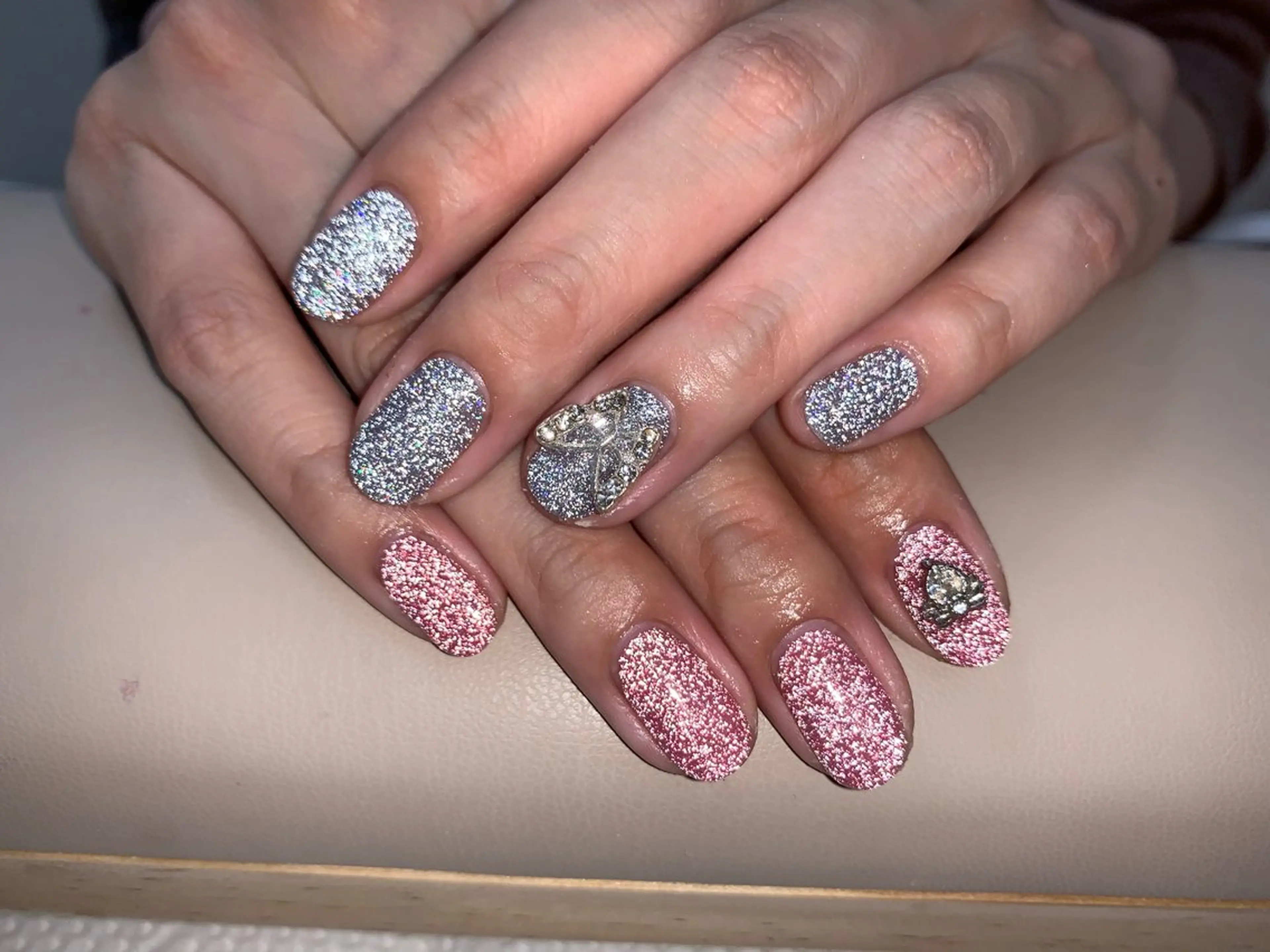 ネイル Miouミオン ネイルサロンのネイルデザイン