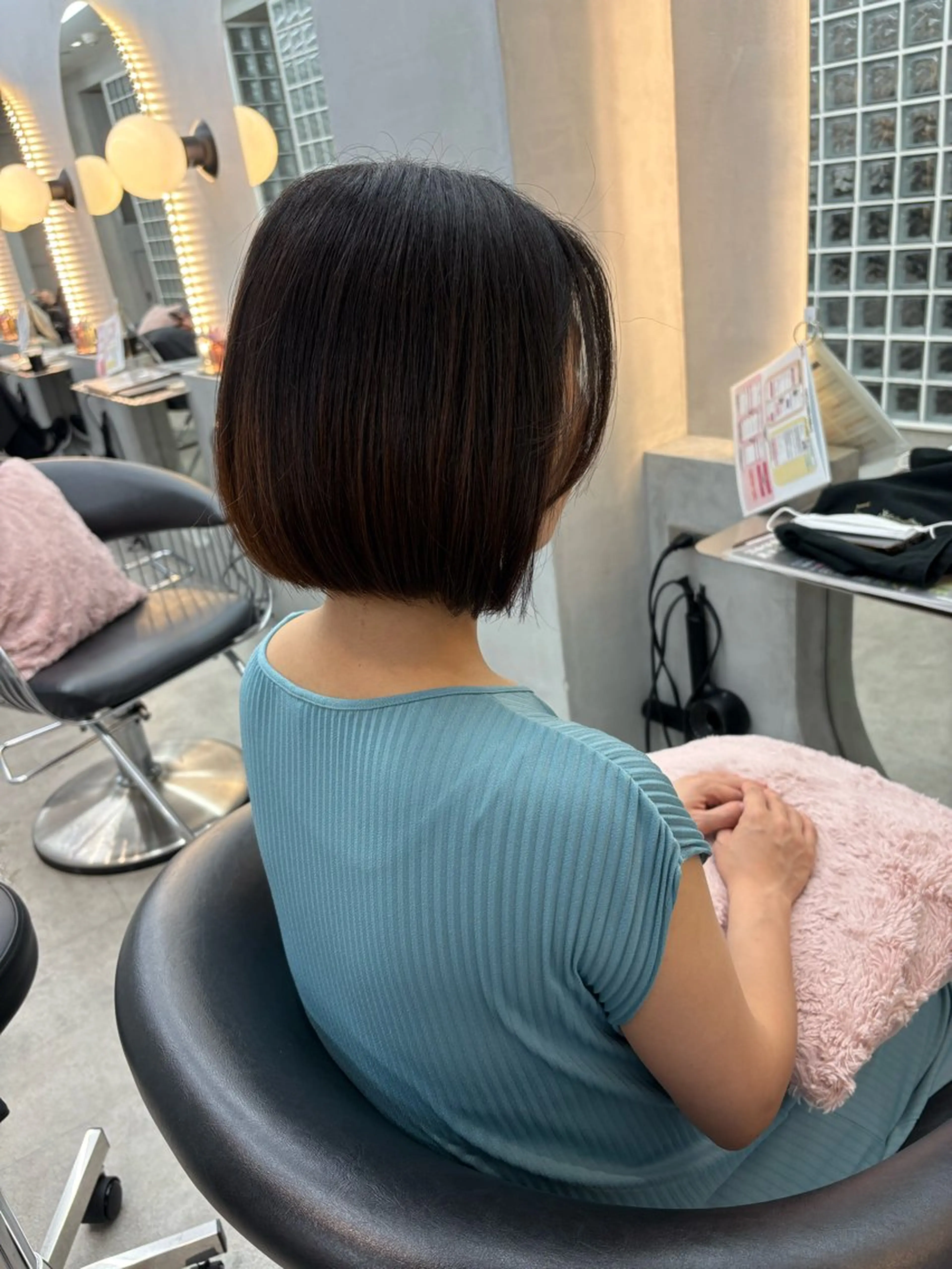 ミディアム ヘアカラー トリートメント レイヤー/艶髪 縮毛矯正🌱  赤石のヘアスタイル