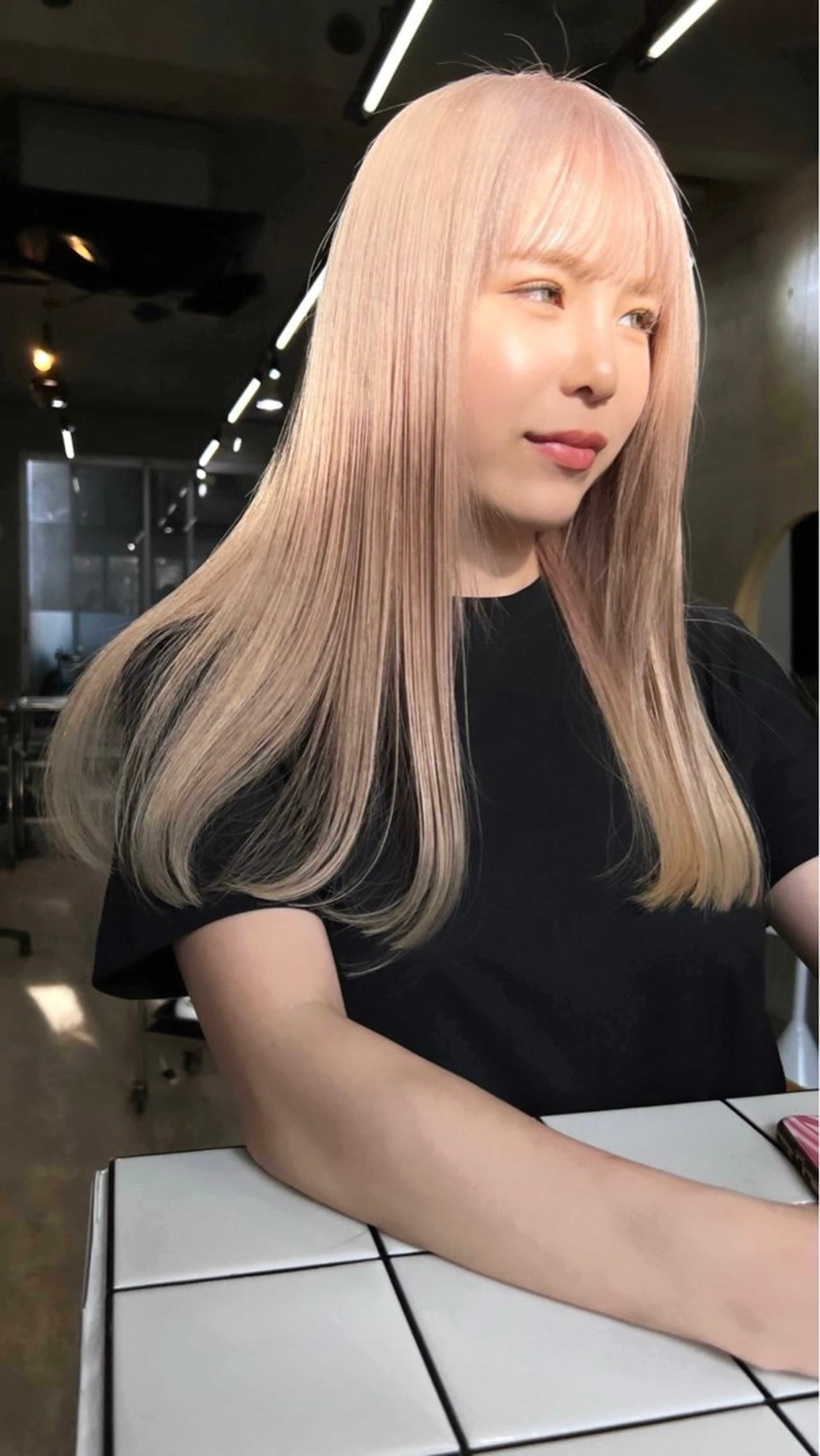 ロング 切りっぱなしボブ ボブ くびれヘア 髪質改善 レイヤーカット SALT WATER所属・南堀江ハイトーン ×カットMIKU🍒のヘアスタイル