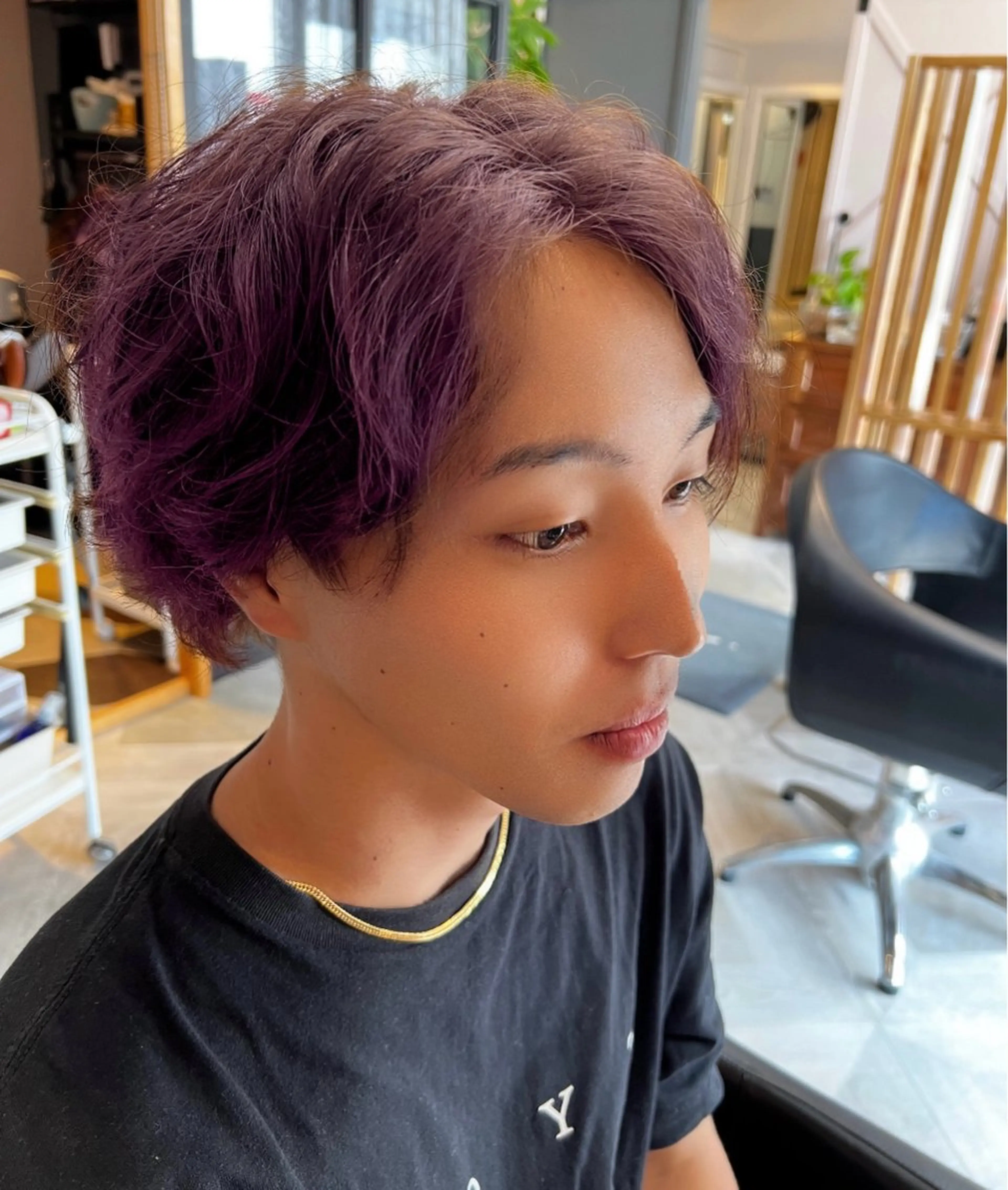 ショート カラー パーマ ショートレイヤー アッシュ ブラウンカラー ダークブラウン バイオレットカラー 大澤 誠一のヘアスタイル