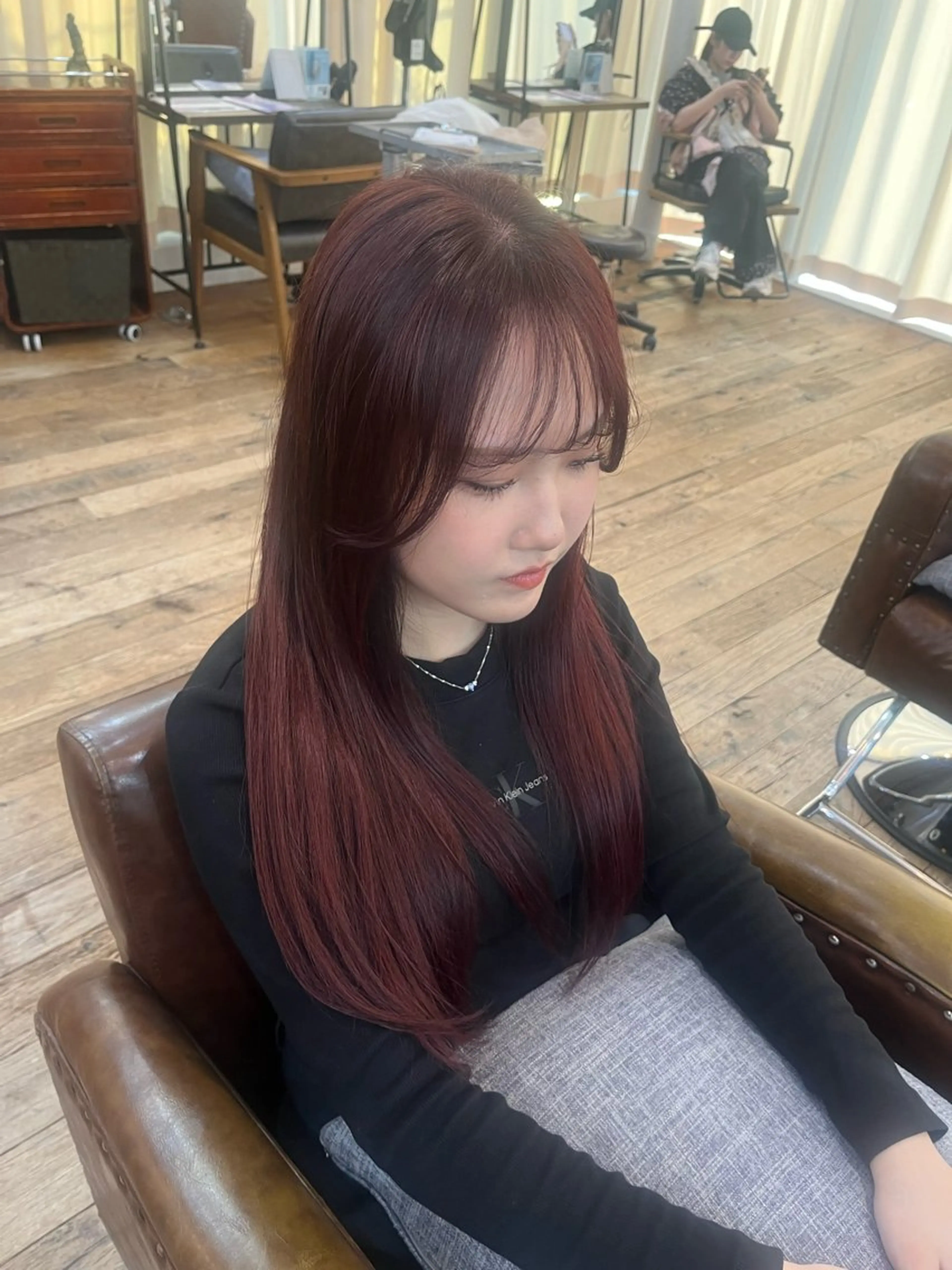 ロング カラー ブリーチ ダブルカラー グラデーションカラー レッドカラー ヘアカラー Belle Ginza並木通り所属・透明感カラー／ メンズ◎／秋葉香乃のヘアスタイル