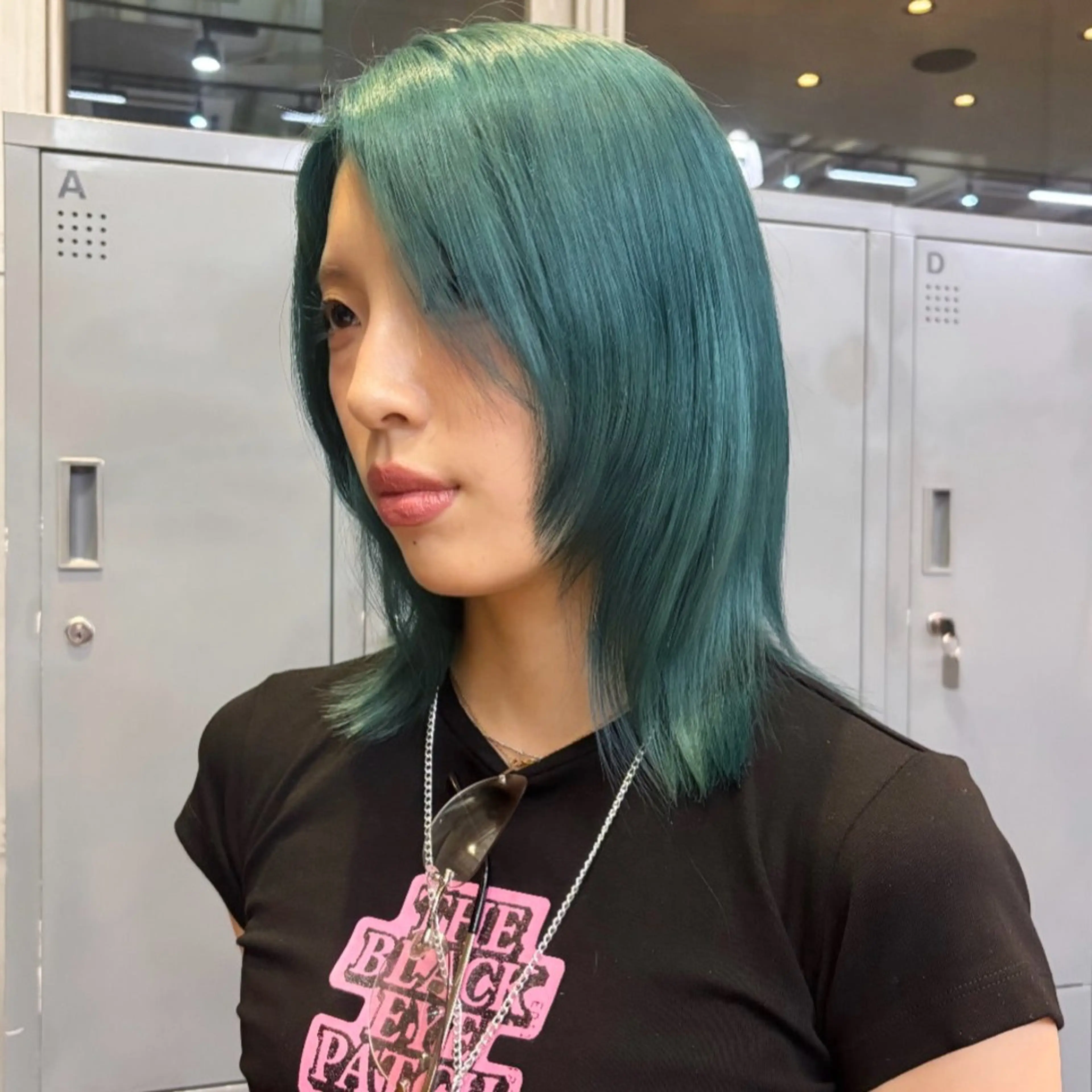 ミディアム カット ヘアカラー トリートメント 🍎似合わせハイトー ン🍎ののかのヘアスタイル