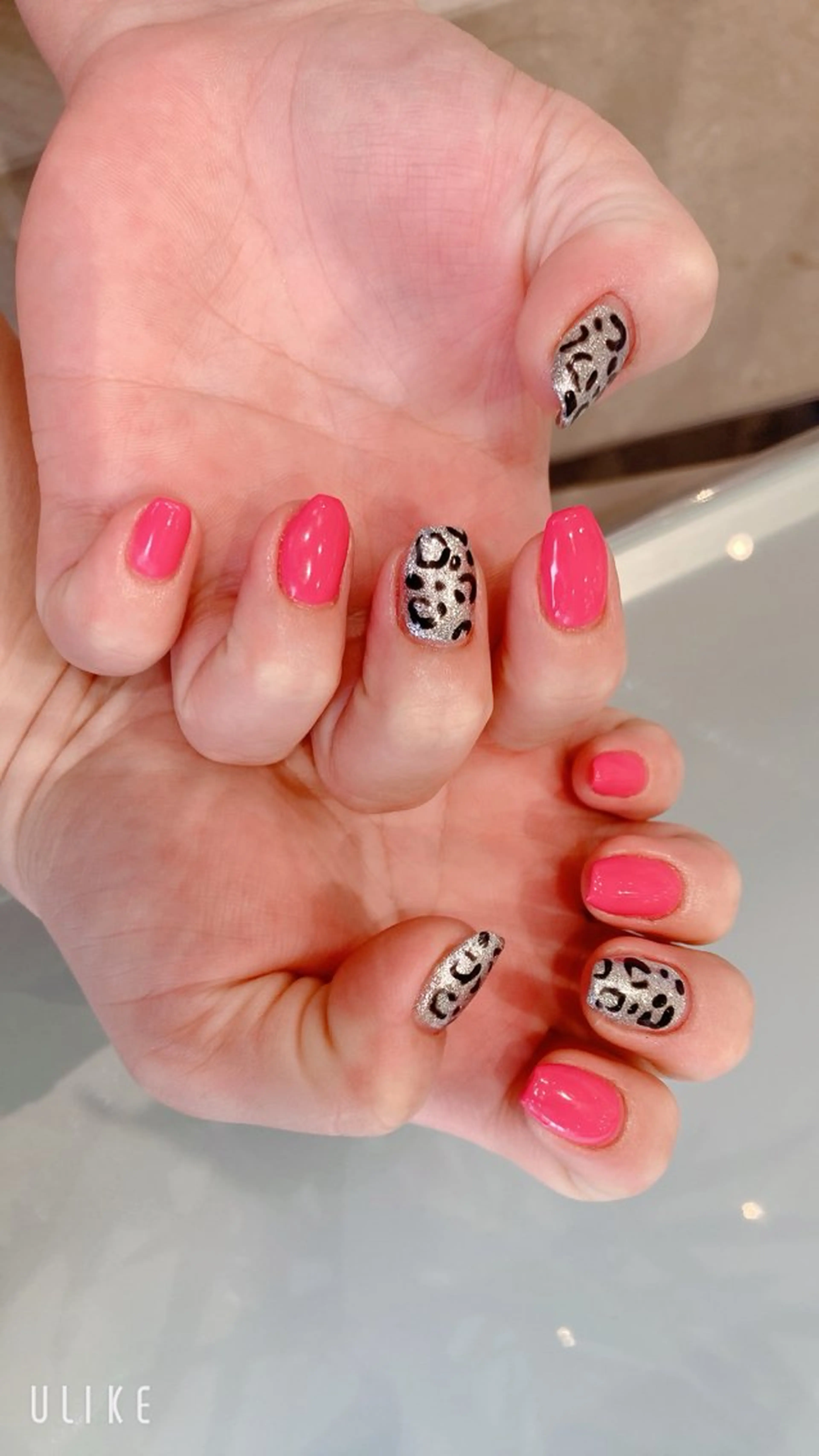 ネイル ピンク 手島 美空のネイルデザイン