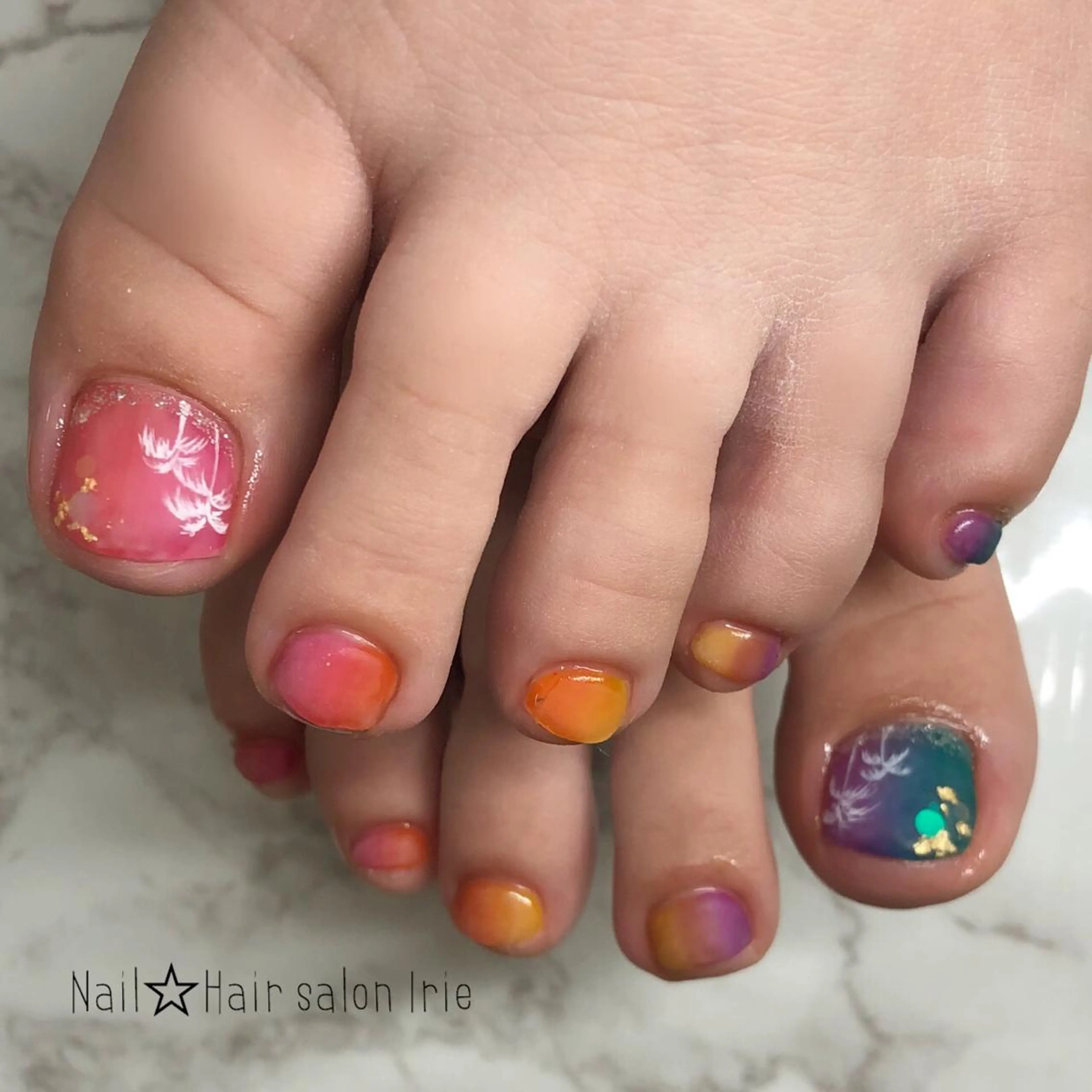 ネイル フットネイル Hair salon Irie所属・與儀 知佳のネイルデザイン