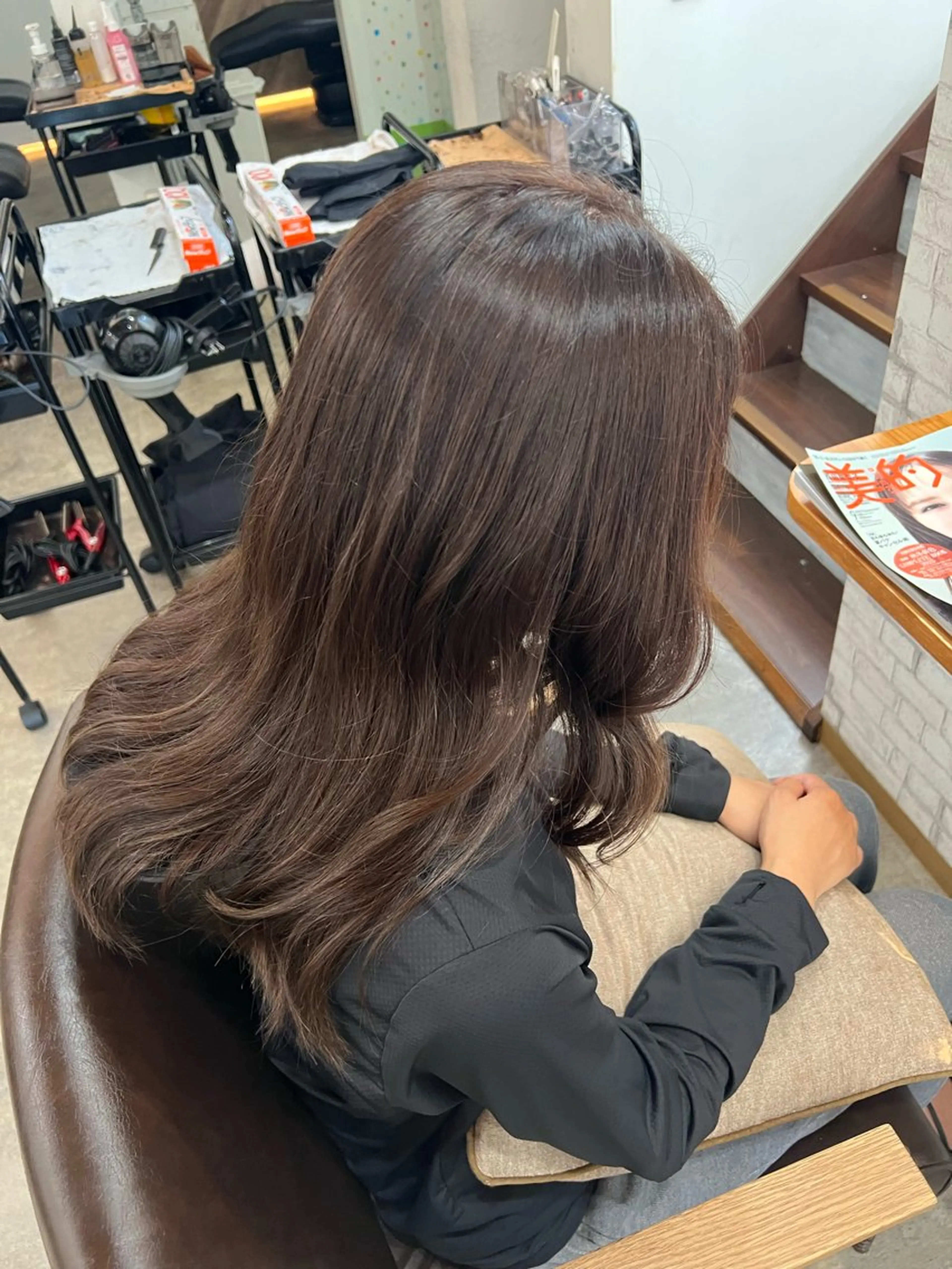 セミロング アッシュ アッシュグレー アッシュグレージュ ヘアカラー Hair Design PRECT所属・谷川 一貴のヘアスタイル