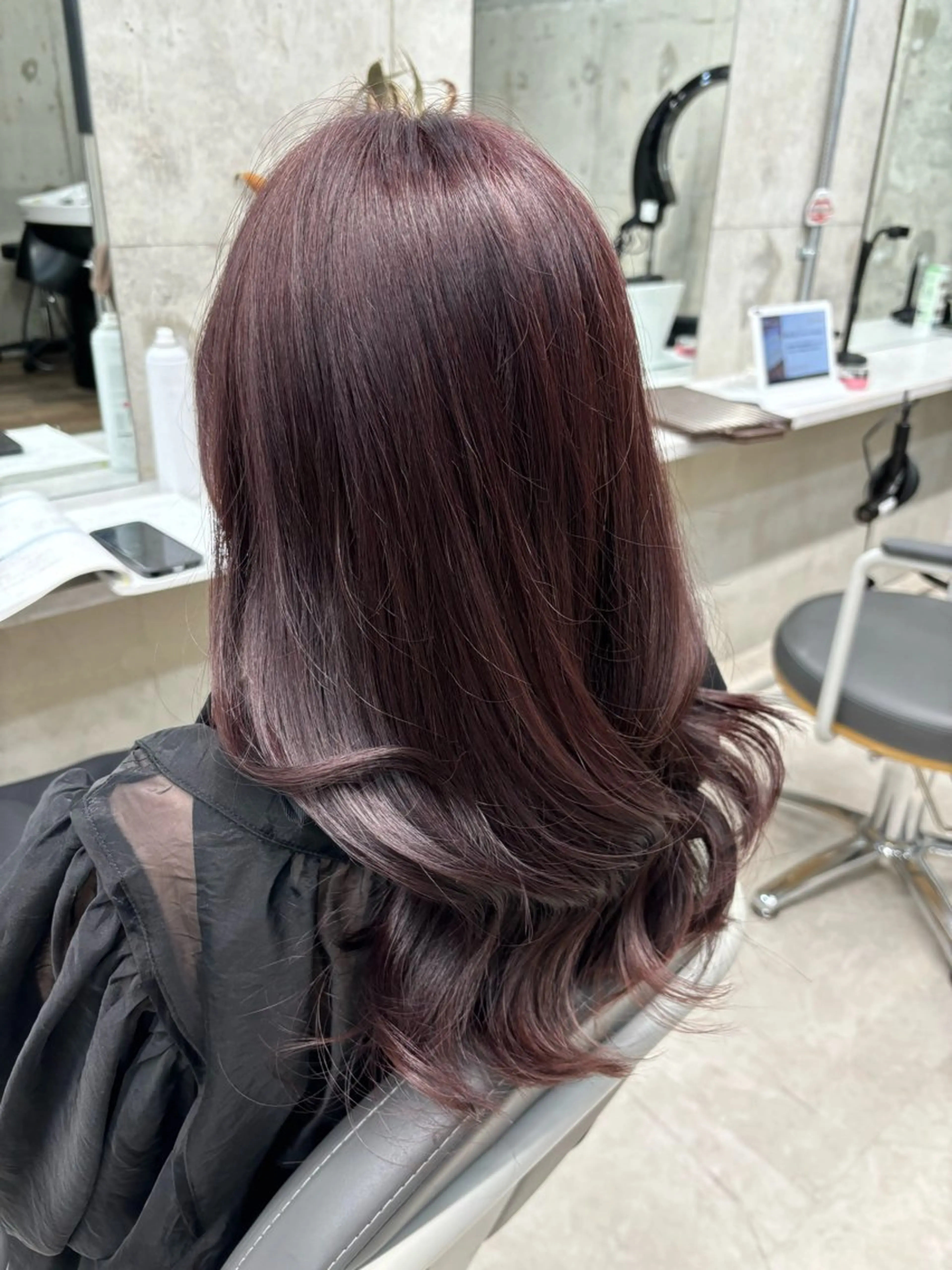 ロング カラー ブリーチ ダブルカラー ラベンダーカラー ラベンダーピンク ブリーチなしカラー 井上 光のヘアスタイル