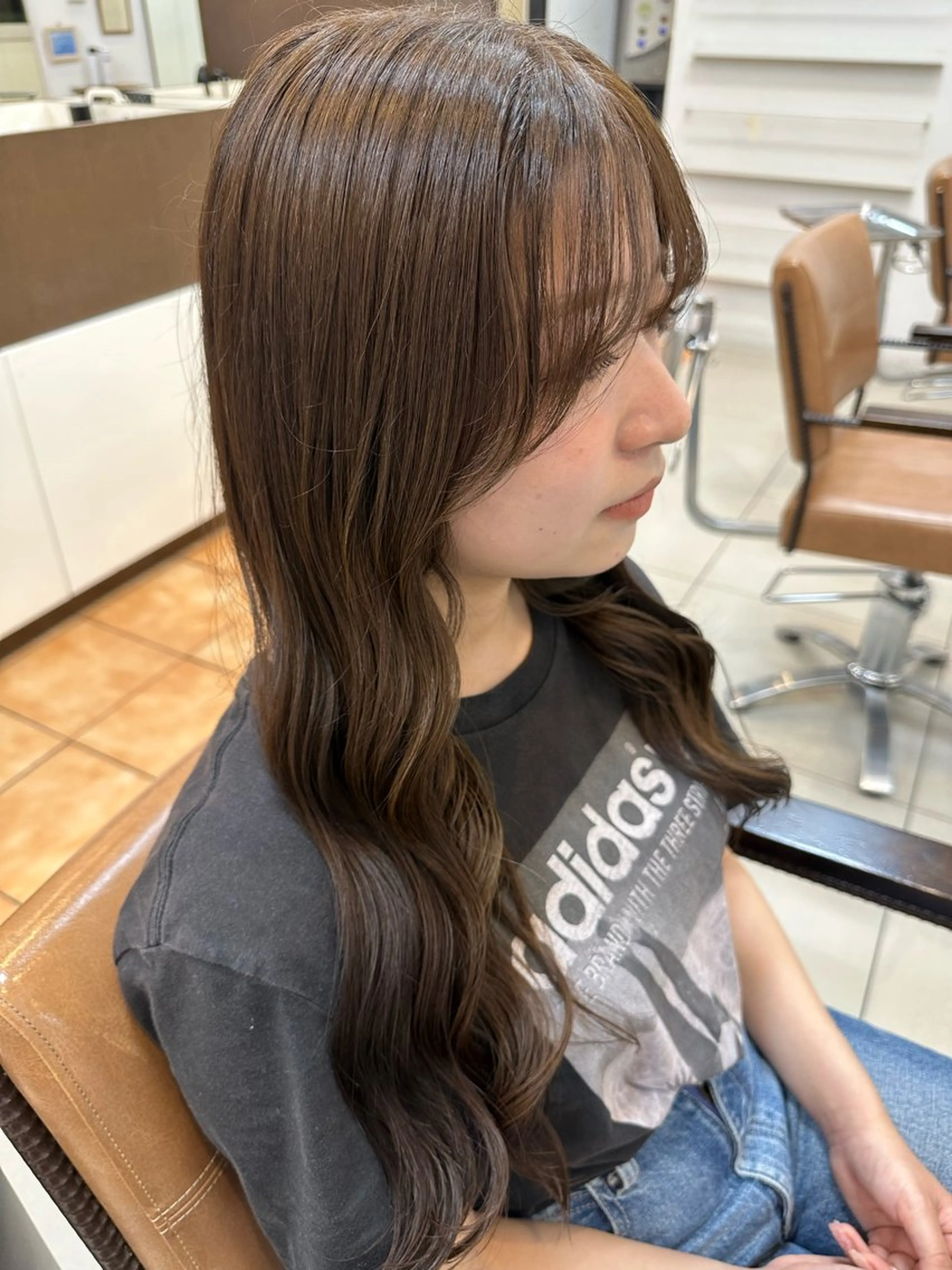 👼🏻艶カラー+前髪(顔まわり)カットの写真