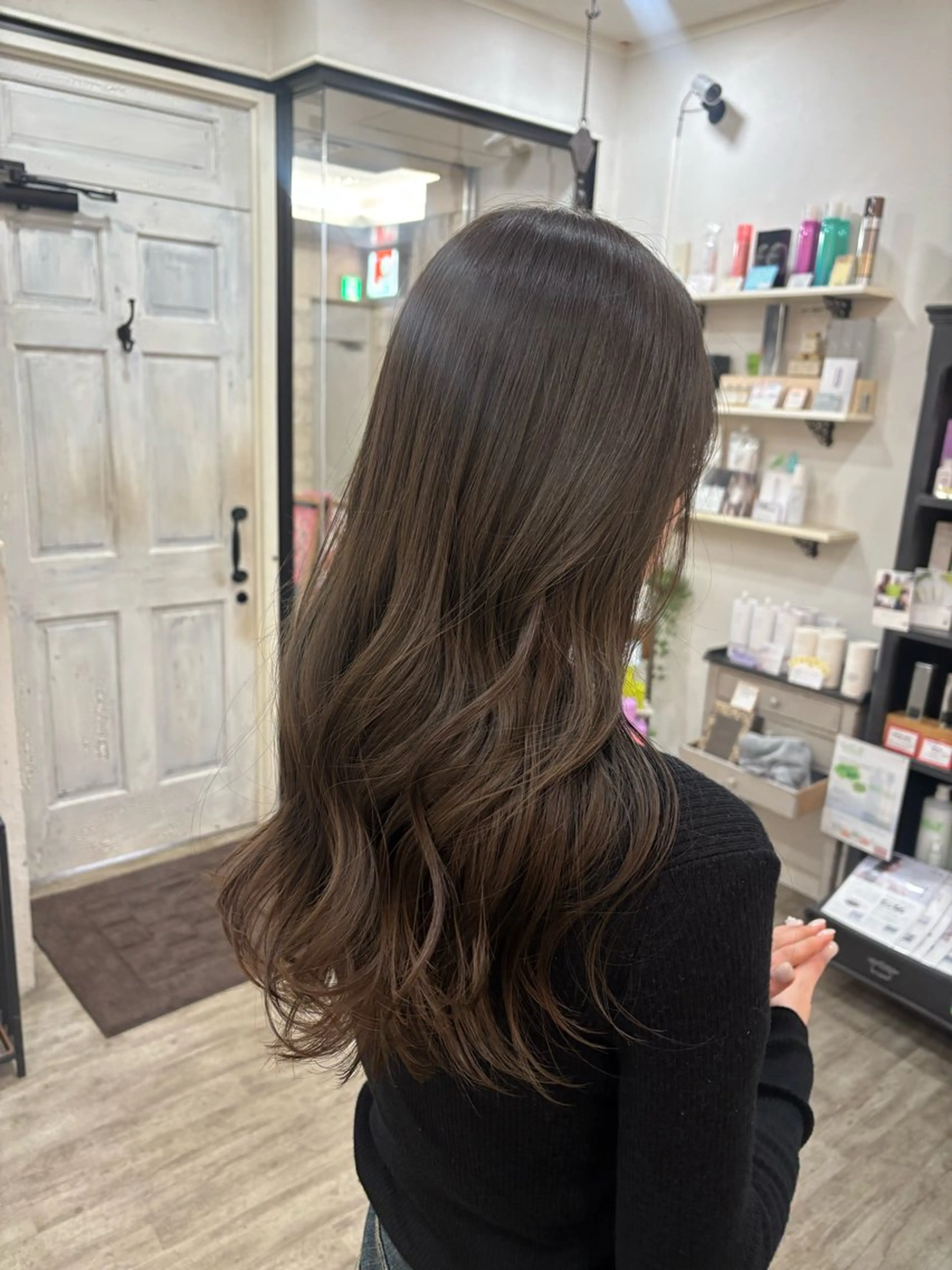 ロング カット hina🎀🪽 /艶カラー/大曽根駅のヘアスタイル