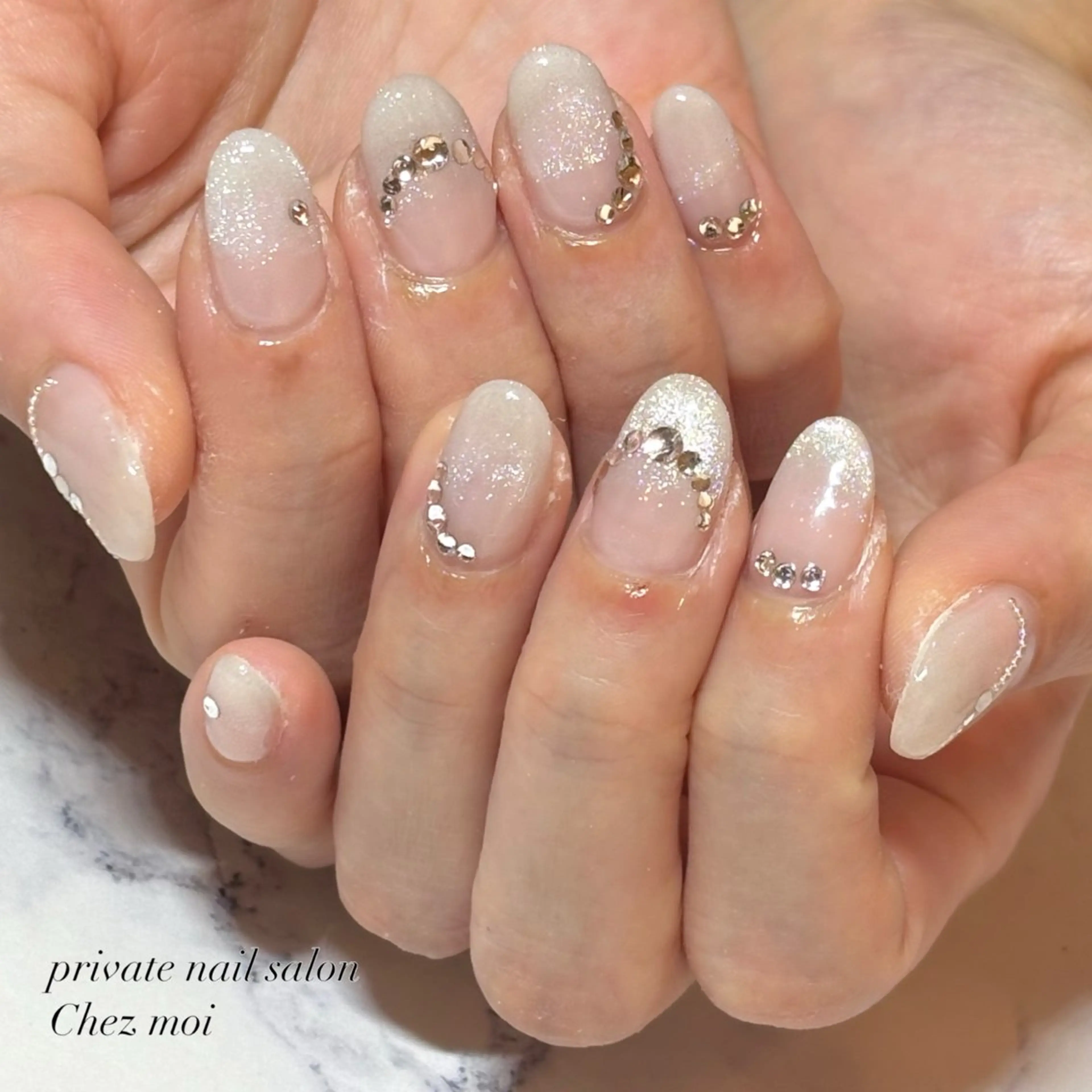 ネイル KOMINE TOMOKOのネイルデザイン