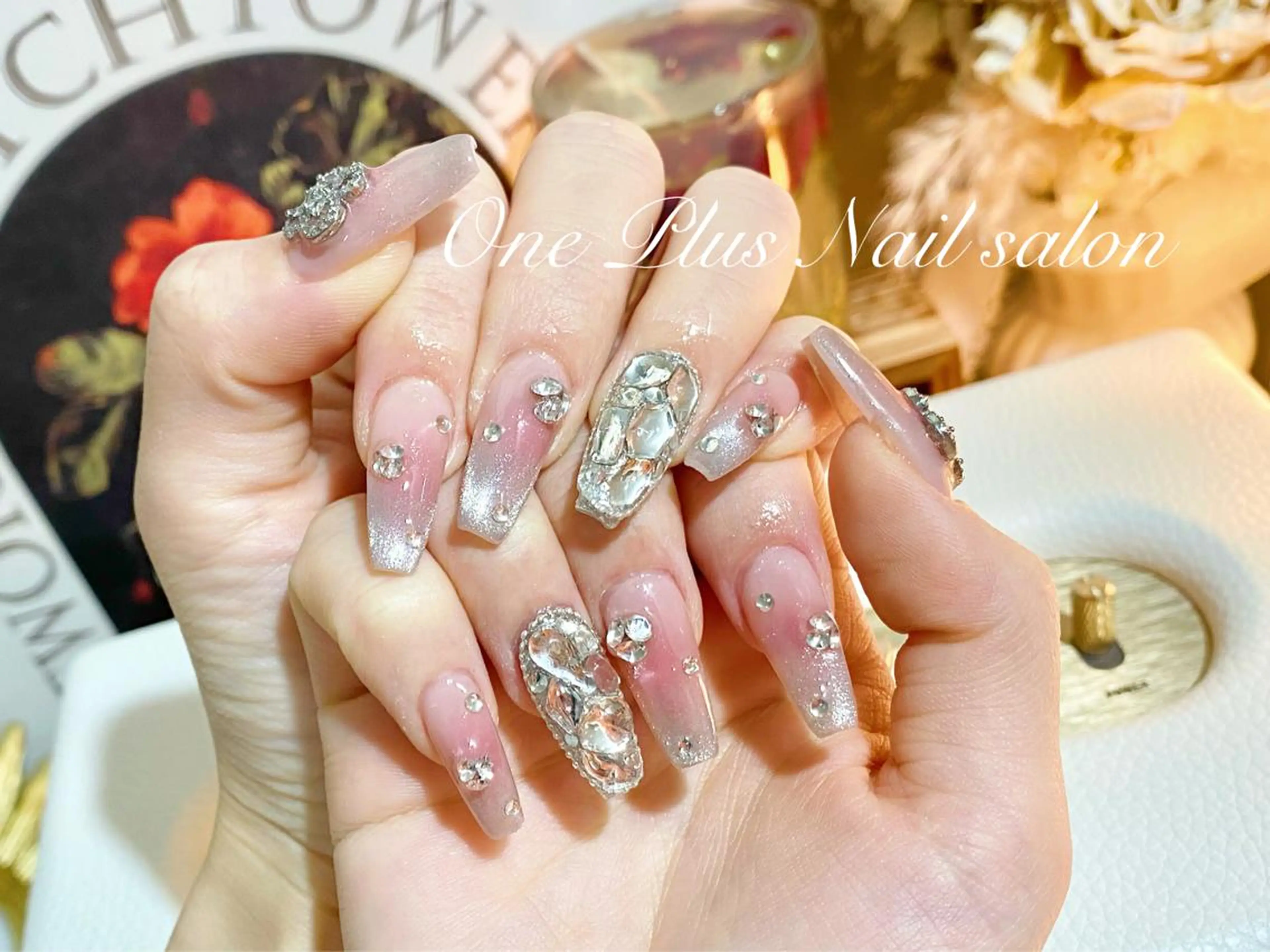 ネイル One Plus Nail Salonのネイルデザイン