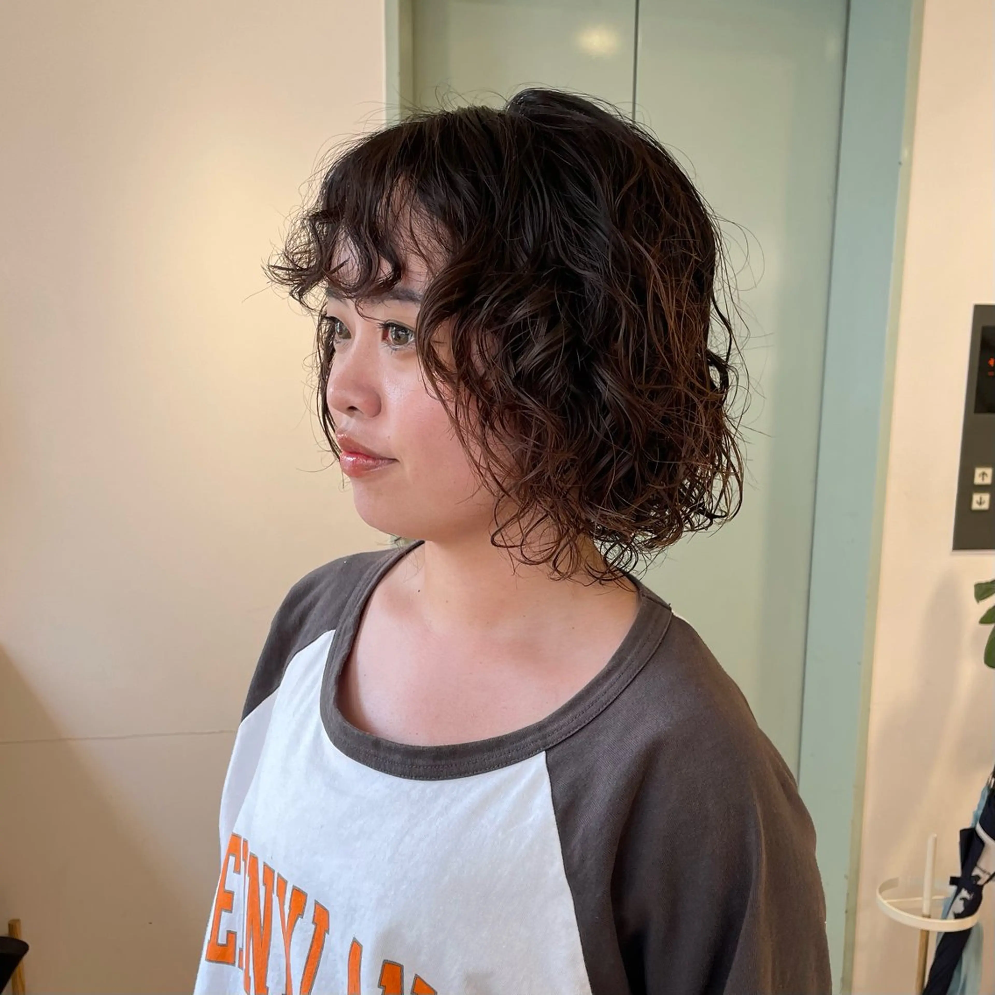 ミディアム パーマ 田口 花葉のヘアスタイル